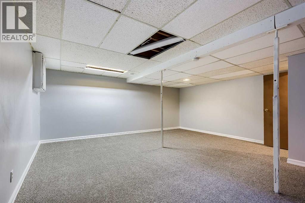 3905 54 Avenue, Innisfail, Alberta  T4G 1E9 - Photo 25 - A2268006