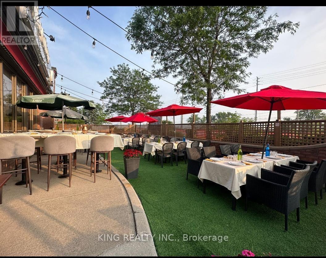 25 Aventura Court, Mississauga, Ontario  L5T 3A1 - Photo 7 - W12490724