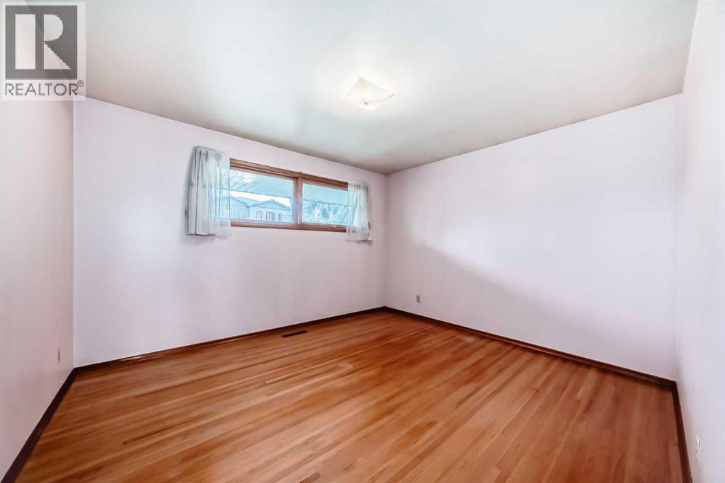 916 38 Street Se, Calgary, Alberta T2A 1G2 - Photo 17 - A2257370