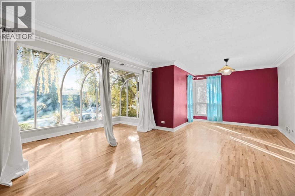 428 49 Avenue Sw, Calgary, Alberta  T2S 1G2 - Photo 3 - A2264328