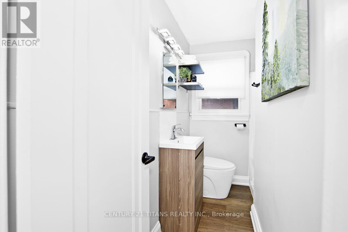 857 Masson Street, Oshawa, Ontario  L1G 5B1 - Photo 11 - E12493976