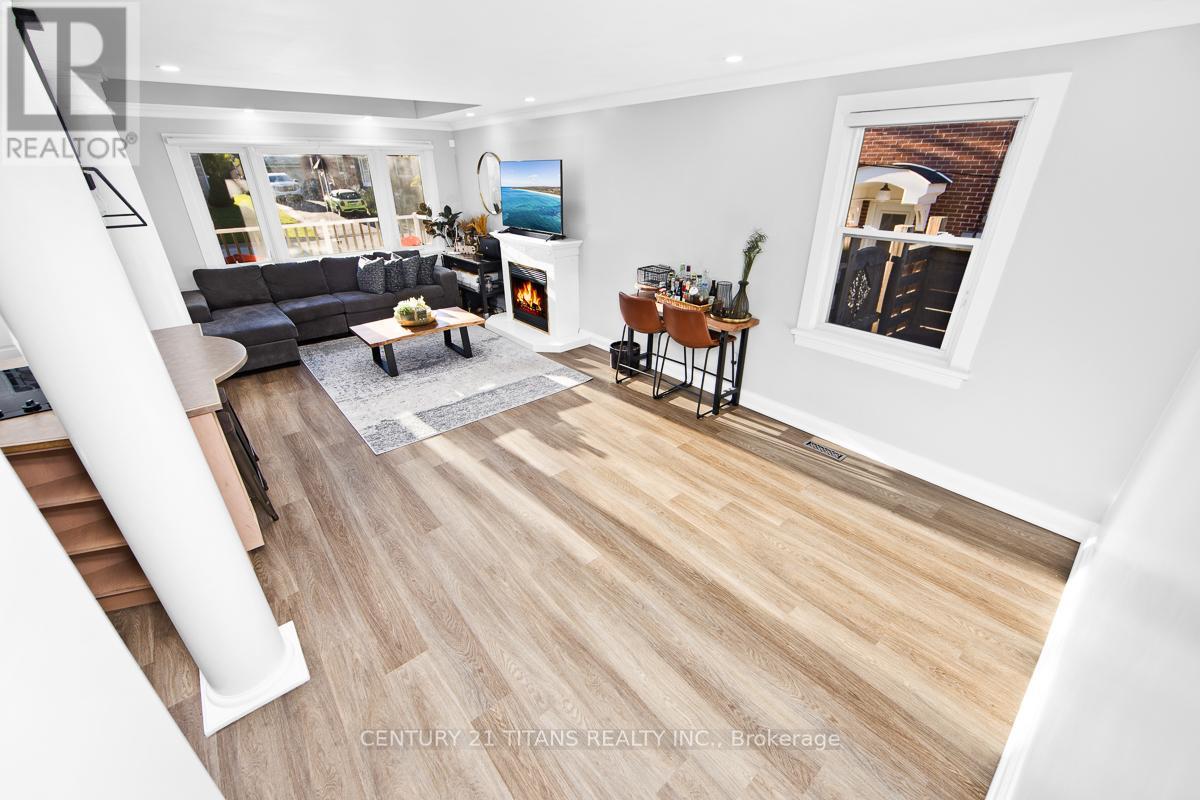 857 Masson Street, Oshawa, Ontario  L1G 5B1 - Photo 7 - E12493976