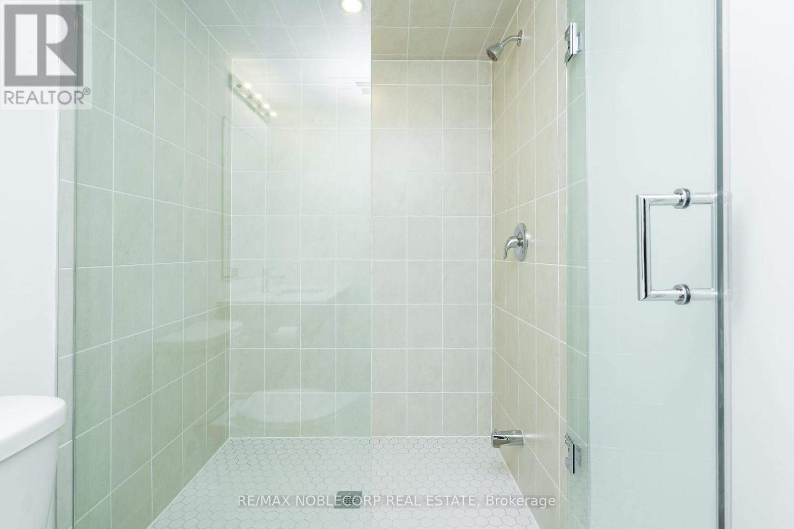 2205 - 58 Elizabeth Street E, Richmond Hill, Ontario  L4C 5W2 - Photo 19 - N12493970