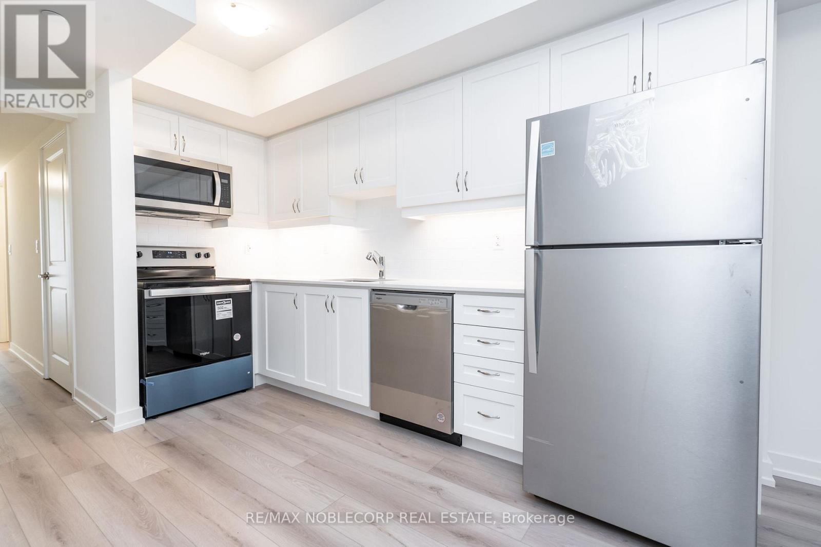 2205 - 58 Elizabeth Street E, Richmond Hill, Ontario  L4C 5W2 - Photo 6 - N12493970