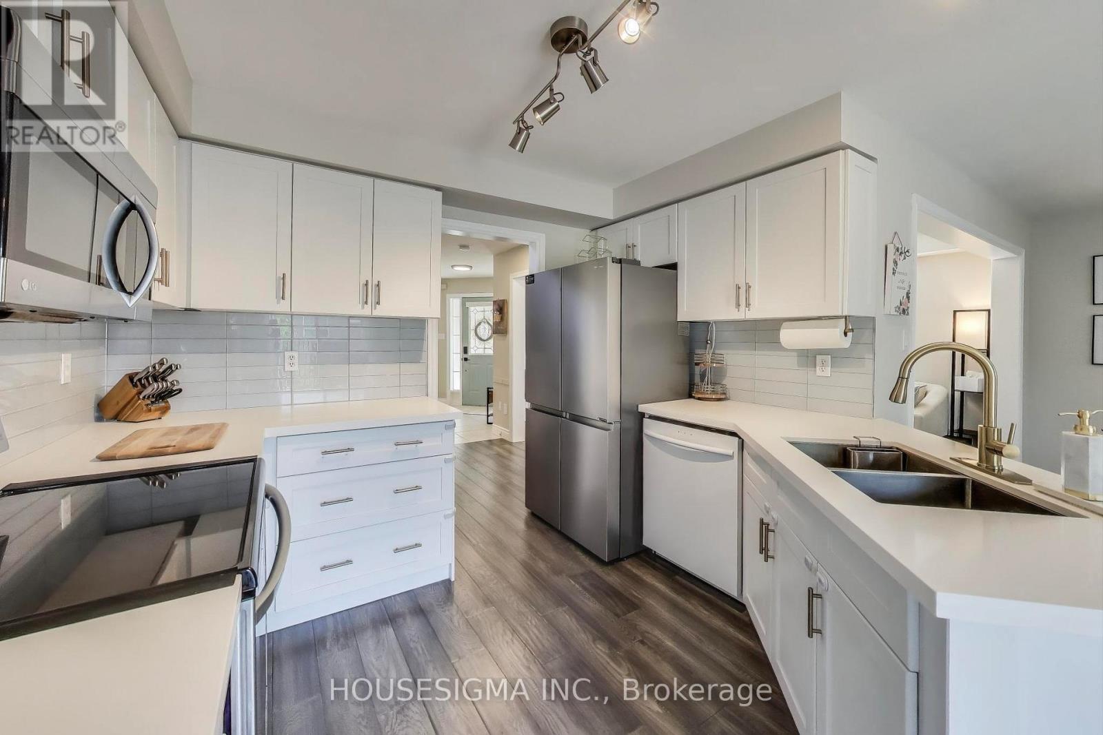 155 Cunningham Drive, Barrie (Ardagh), Ontario  L4N 5R3 - Photo 12 - S12493966