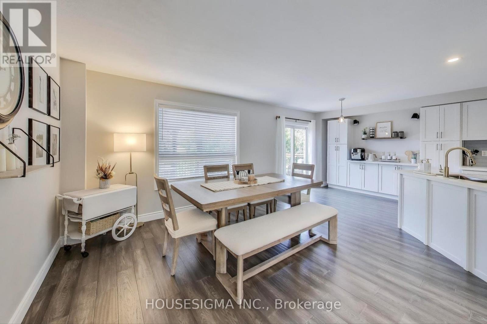 155 Cunningham Drive, Barrie (Ardagh), Ontario  L4N 5R3 - Photo 8 - S12493966