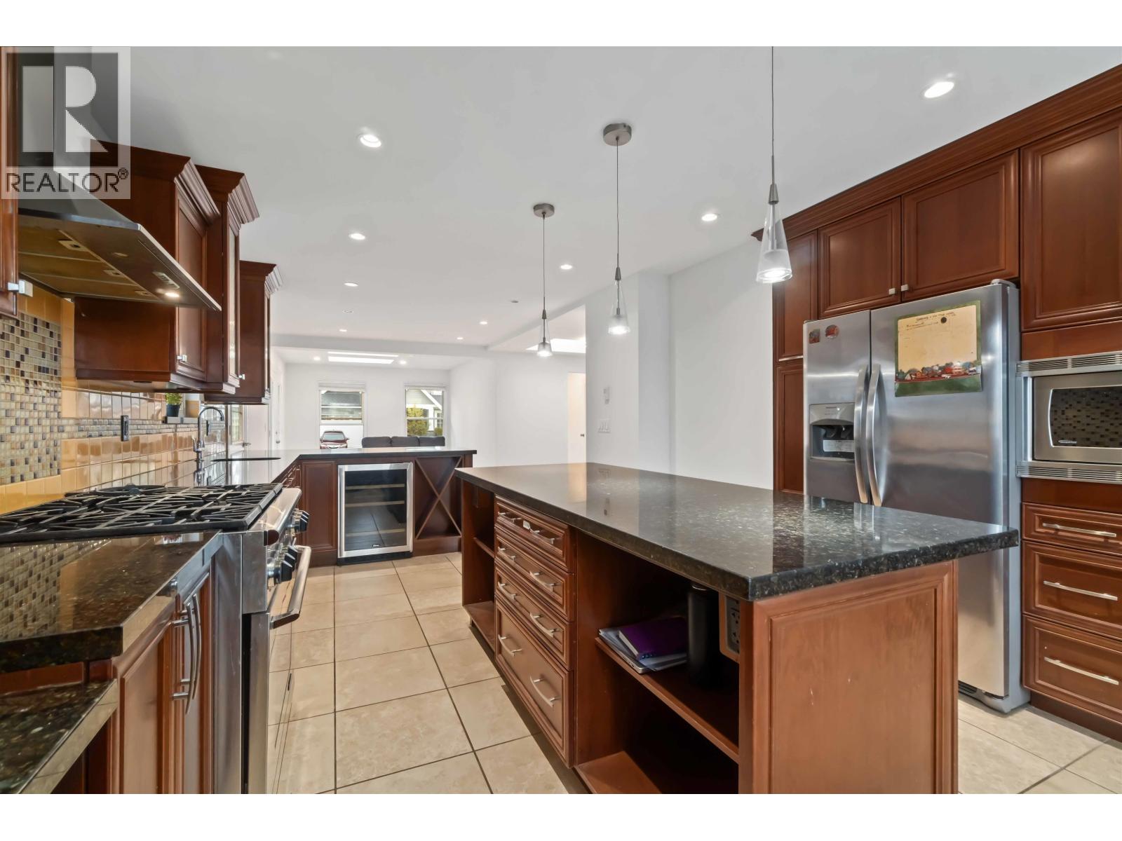 595 Garrow Drive, Port Moody, British Columbia  V3H 1H6 - Photo 7 - R3059219