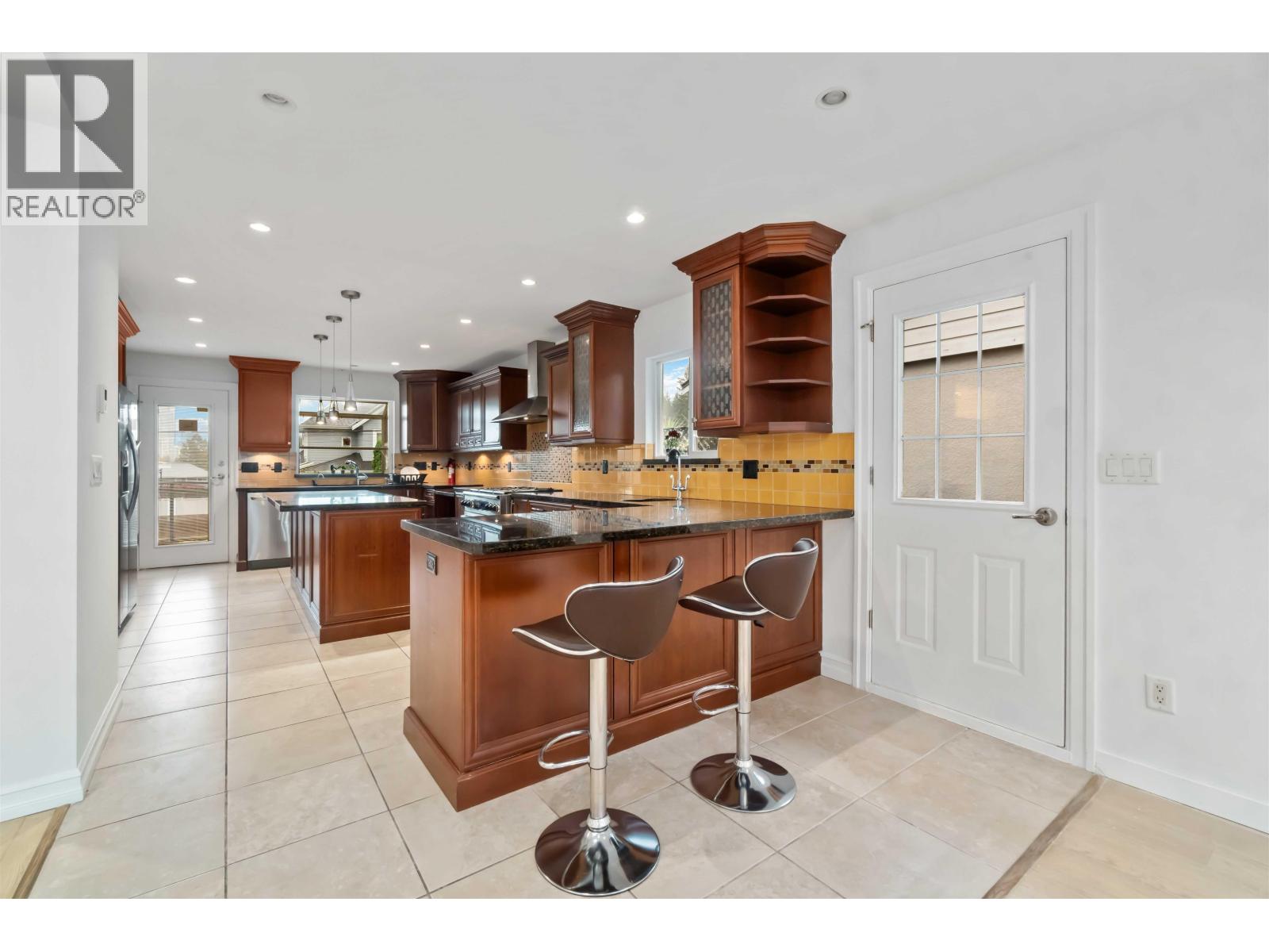 595 Garrow Drive, Port Moody, British Columbia  V3H 1H6 - Photo 6 - R3059219