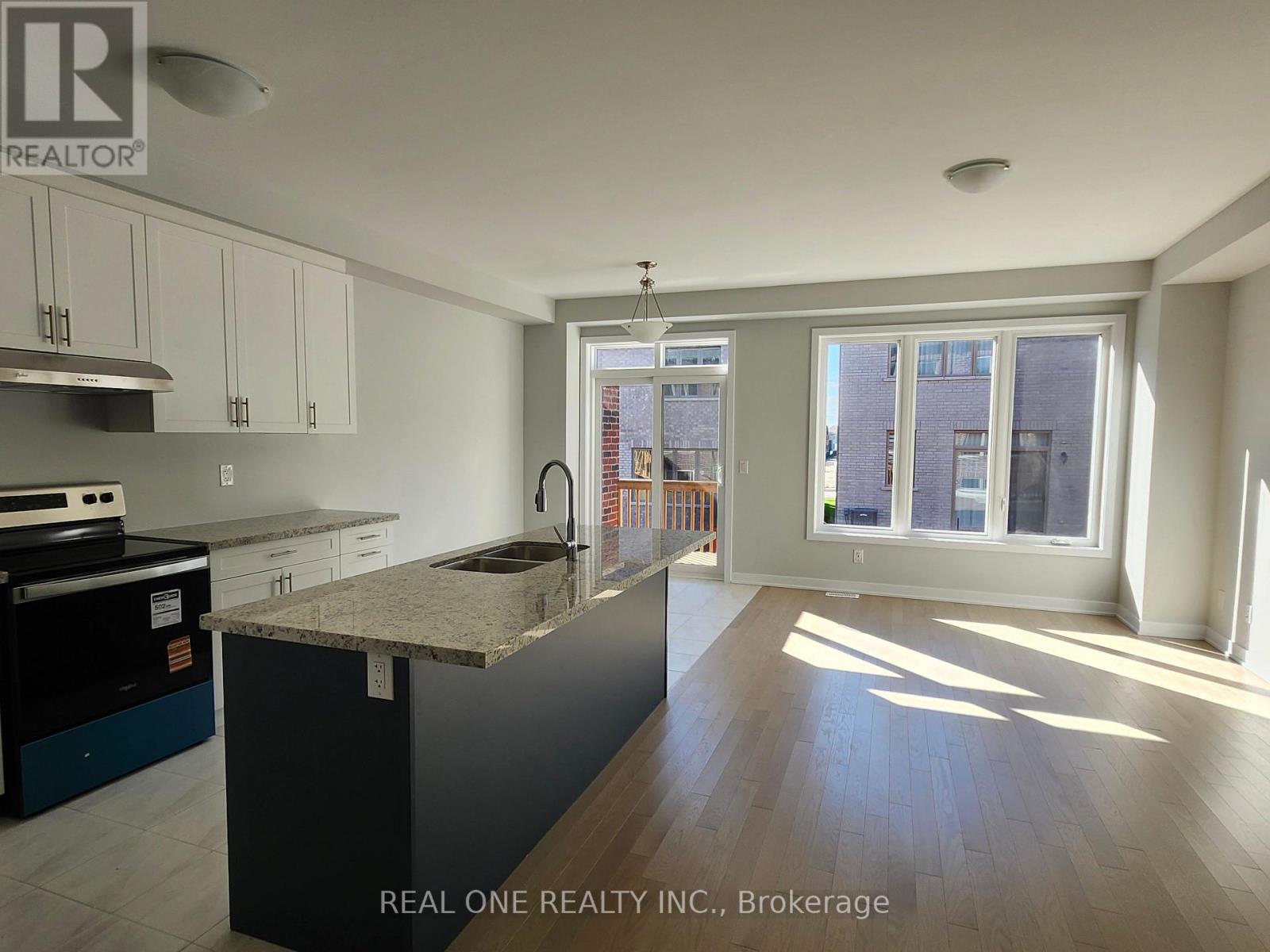 14 Freeman Williams Street, Markham, Ontario  L6C 3M8 - Photo 3 - N12493106