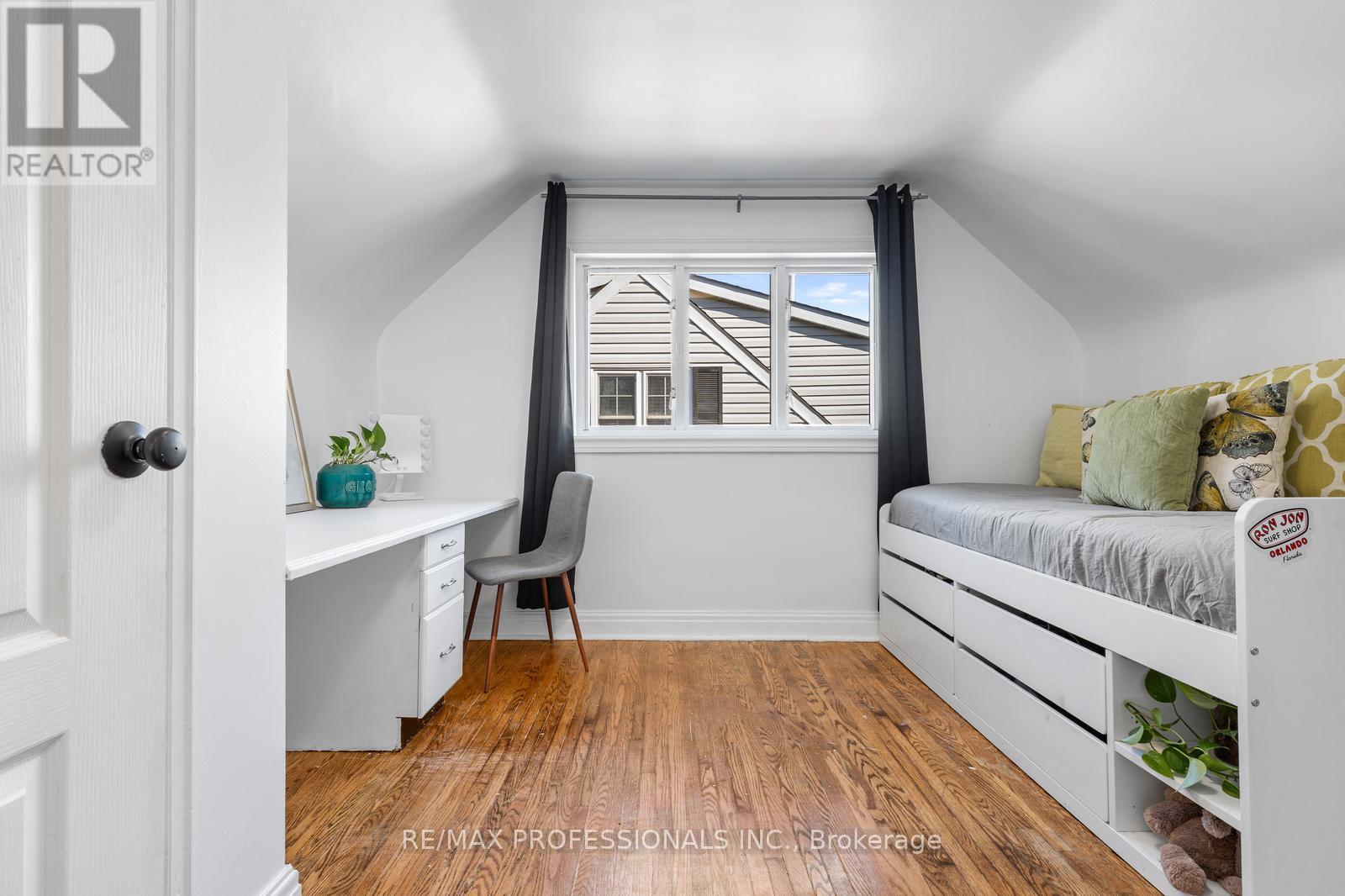 19 Mitcham Drive, Toronto, Ontario  M8W 2J6 - Photo 19 - W12493998