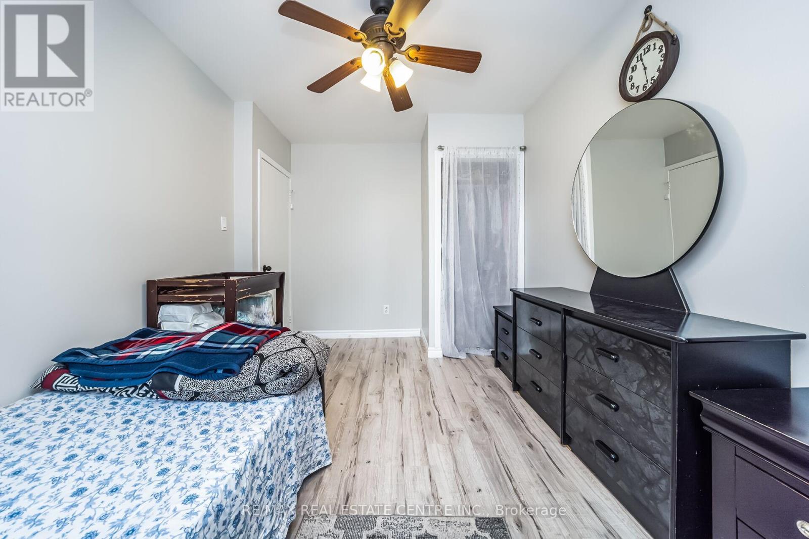 9 Watson Crescent, Brampton, Ontario  L6W 1E5 - Photo 28 - W12494004