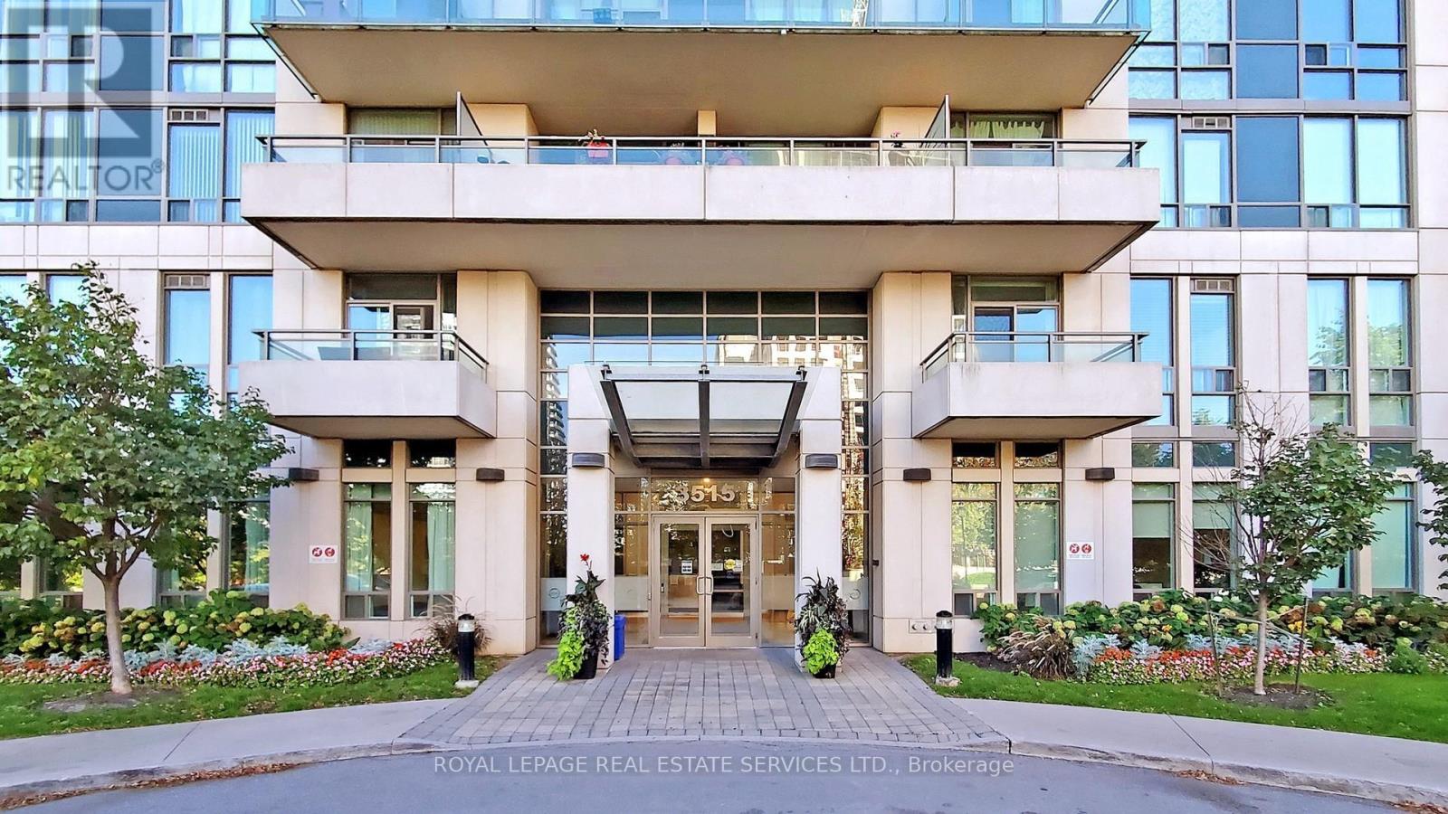 2708 - 3515 Kariya Drive, Mississauga, Ontario  L5B 0C1 - Photo 3 - W12494010