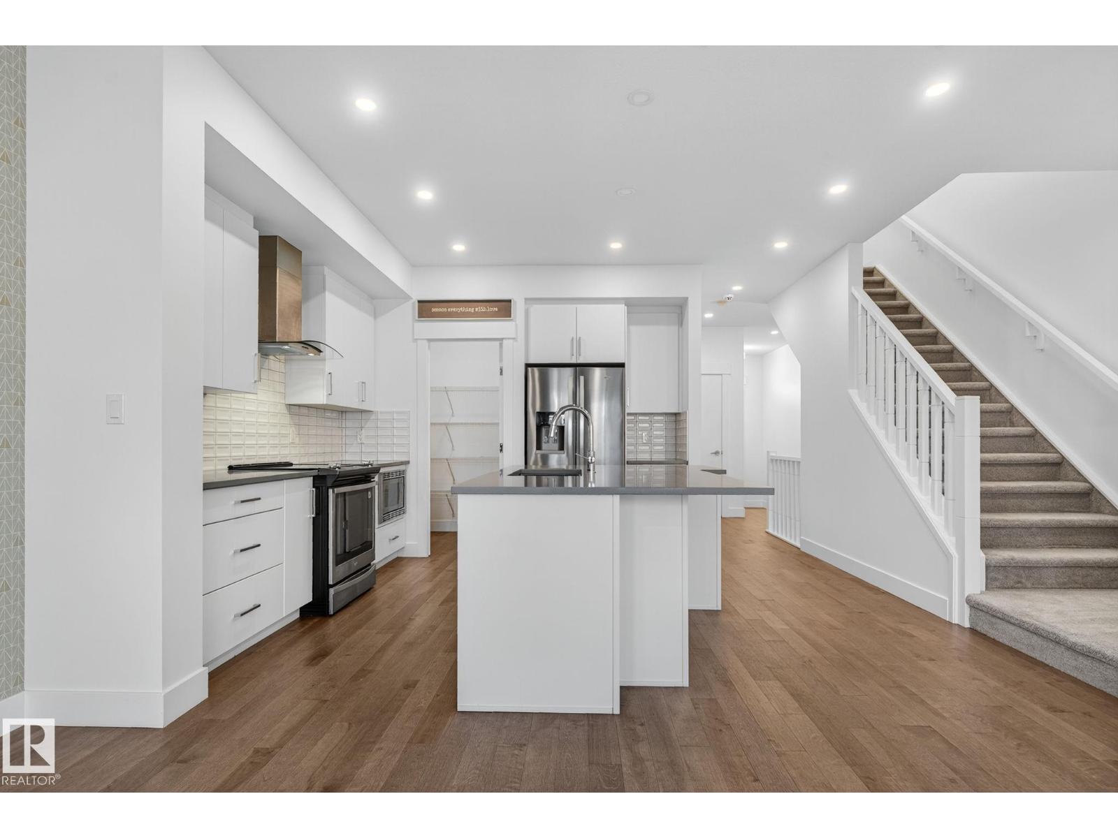 1096 Secord Promenade Nw, Edmonton, Alberta  T5T 7B1 - Photo 12 - E4464122