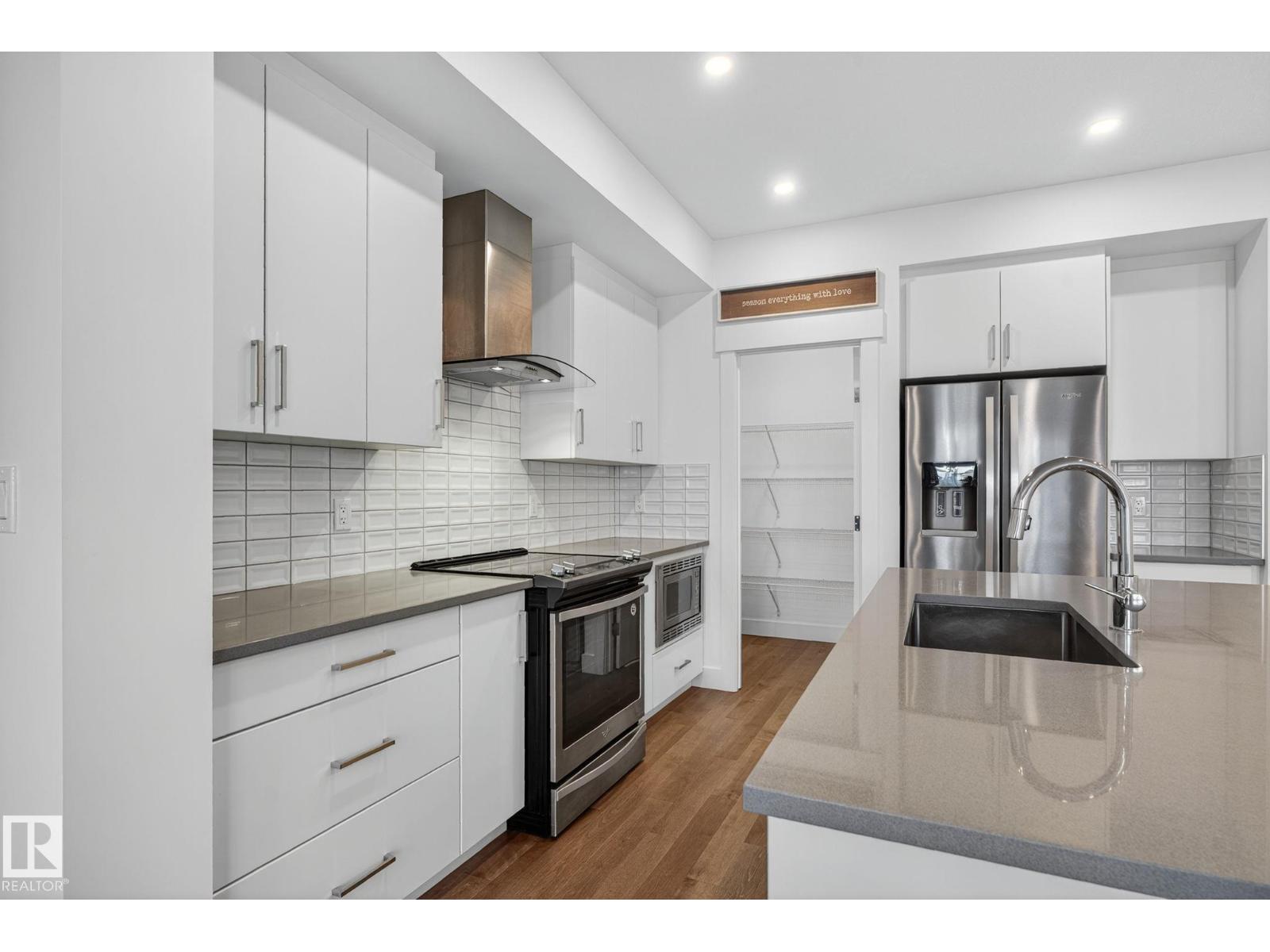 1096 Secord Promenade Nw, Edmonton, Alberta  T5T 7B1 - Photo 13 - E4464122