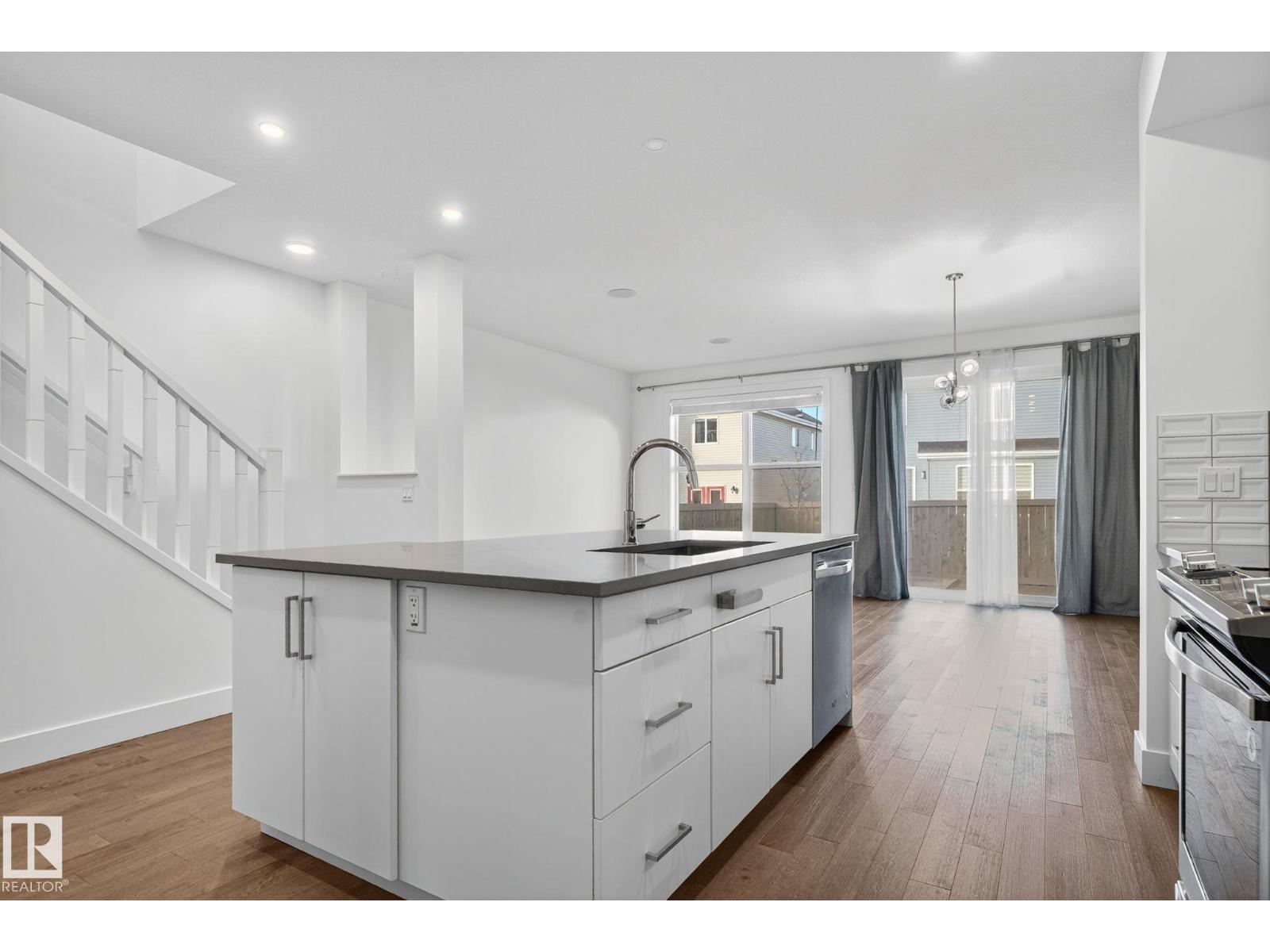 1096 Secord Promenade Nw, Edmonton, Alberta  T5T 7B1 - Photo 18 - E4464122