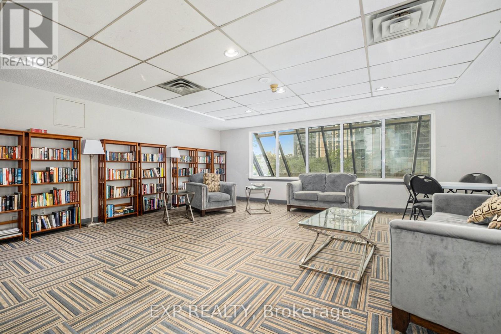 1402 - 199 Kent Street, Ottawa, Ontario  K2P 2K8 - Photo 24 - X12494094