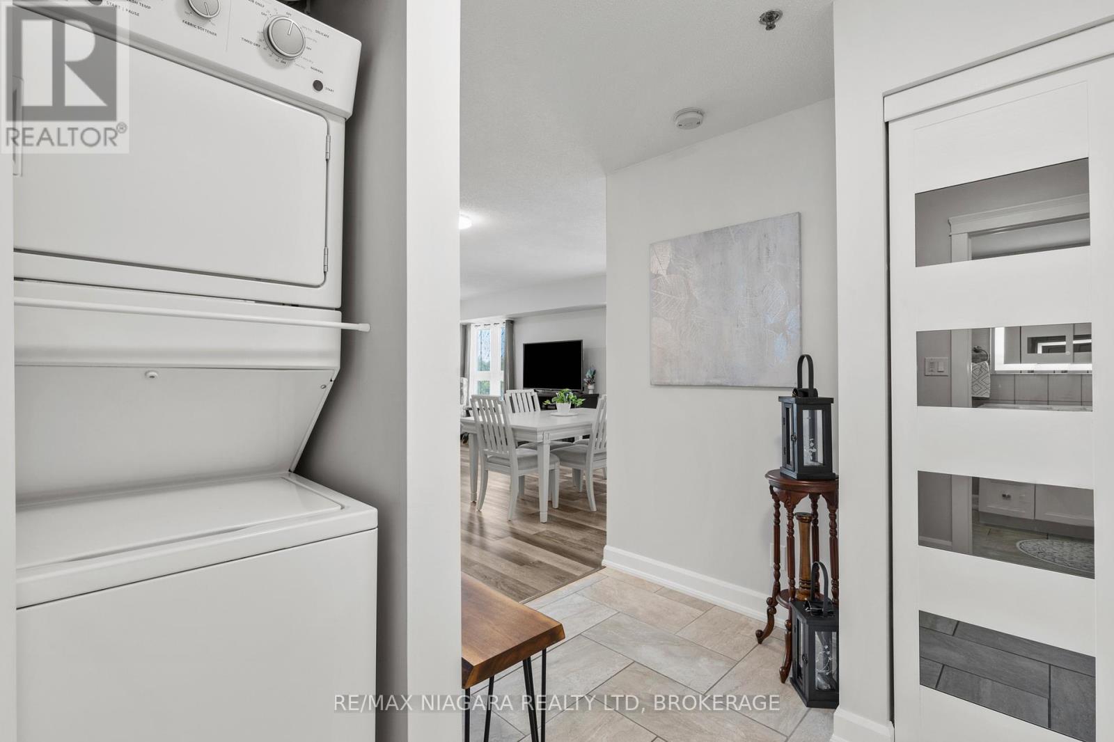 1304 - 330 Prince Charles Drive, Welland, Ontario  L3C 7B3 - Photo 21 - X12494066