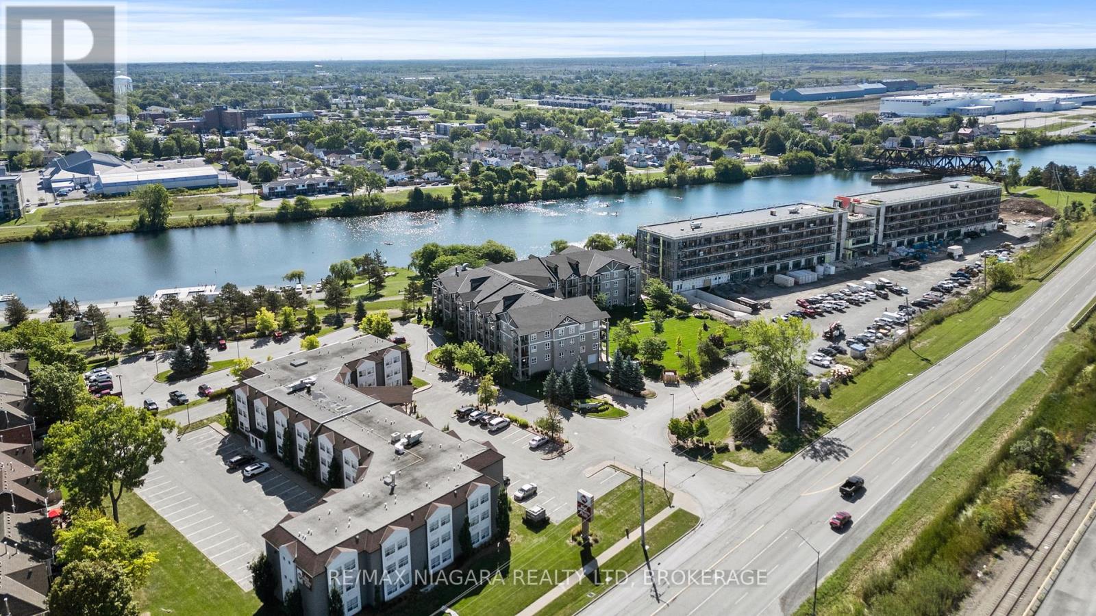 1304 - 330 Prince Charles Drive, Welland, Ontario  L3C 7B3 - Photo 31 - X12494066