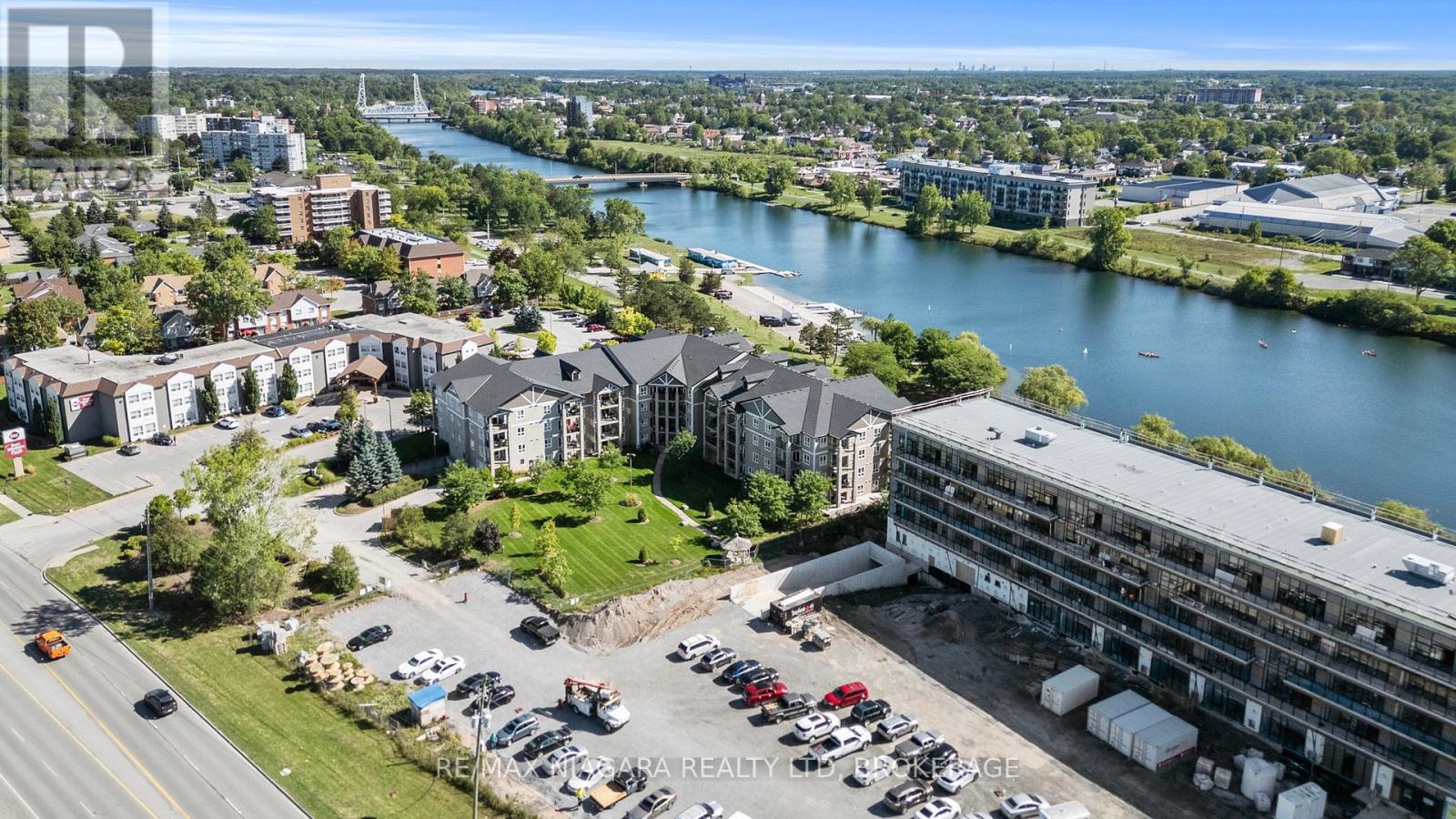 1304 - 330 Prince Charles Drive, Welland, Ontario  L3C 7B3 - Photo 34 - X12494066