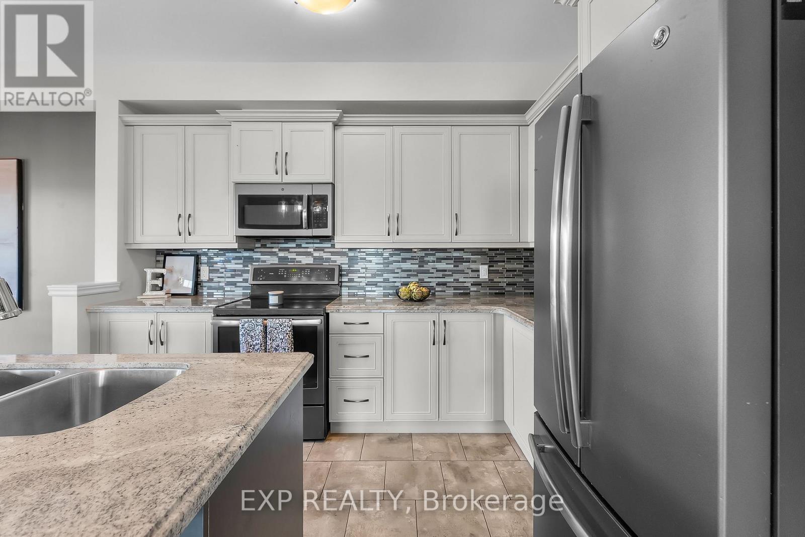 79 Severino Circle, West Lincoln, Ontario  L0R 2A0 - Photo 12 - X12494102