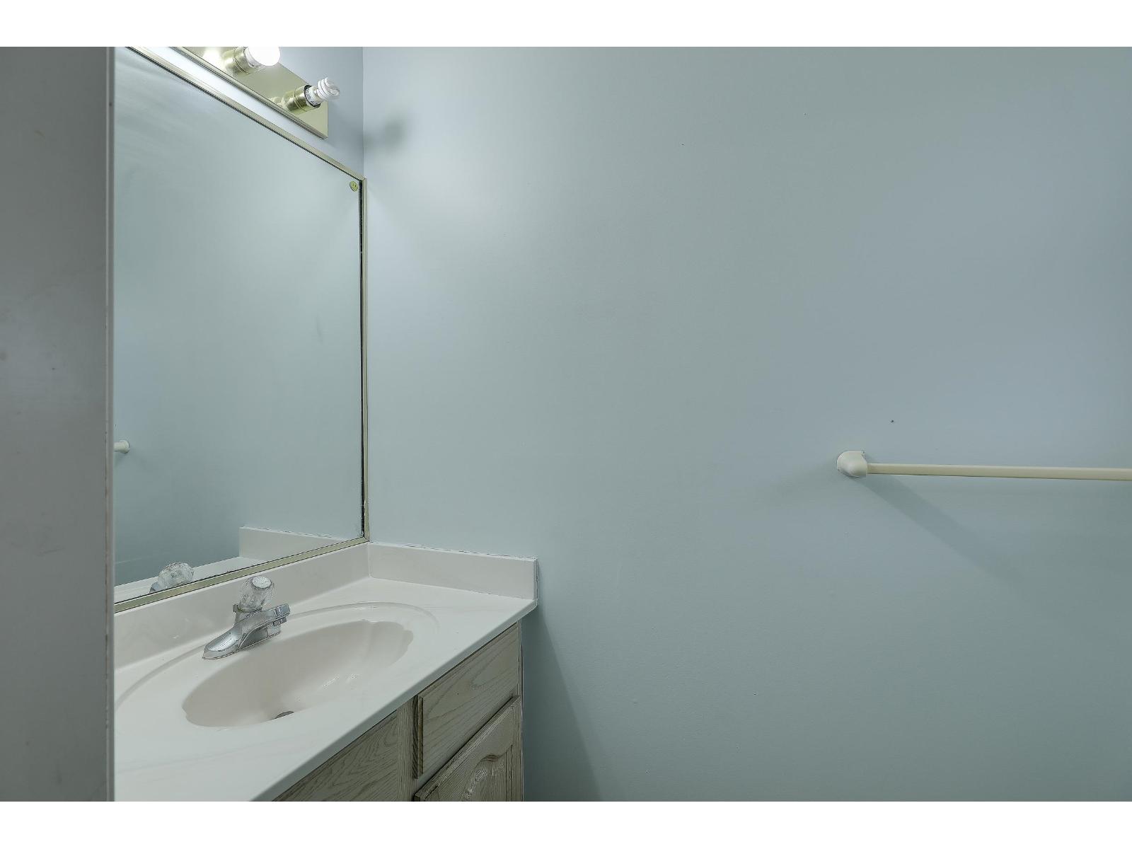 12255 64a Avenue, Surrey, British Columbia  V3W 3R8 - Photo 23 - R3063081