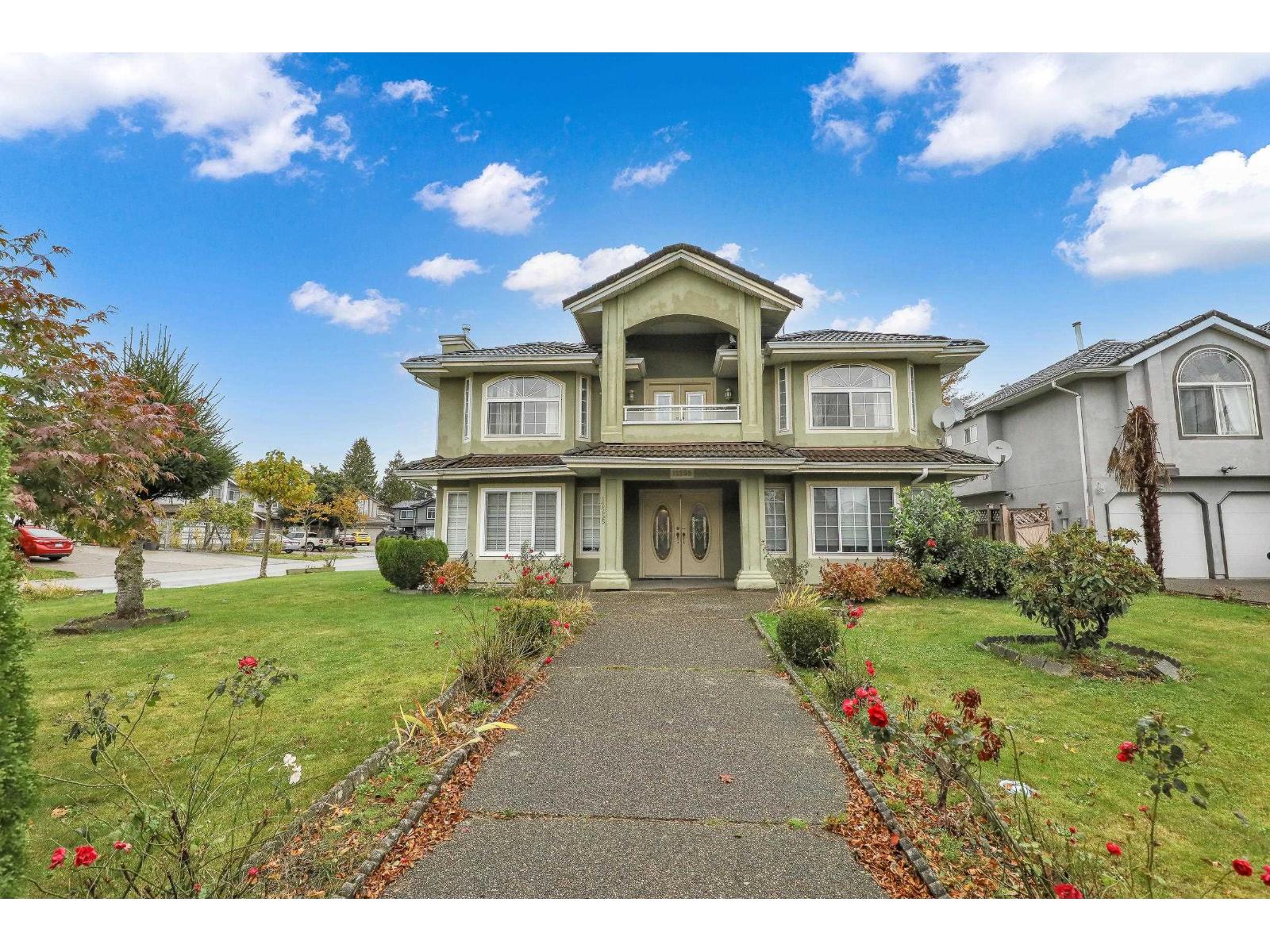 12255 64a Avenue, Surrey, British Columbia  V3W 3R8 - Photo 1 - R3063081