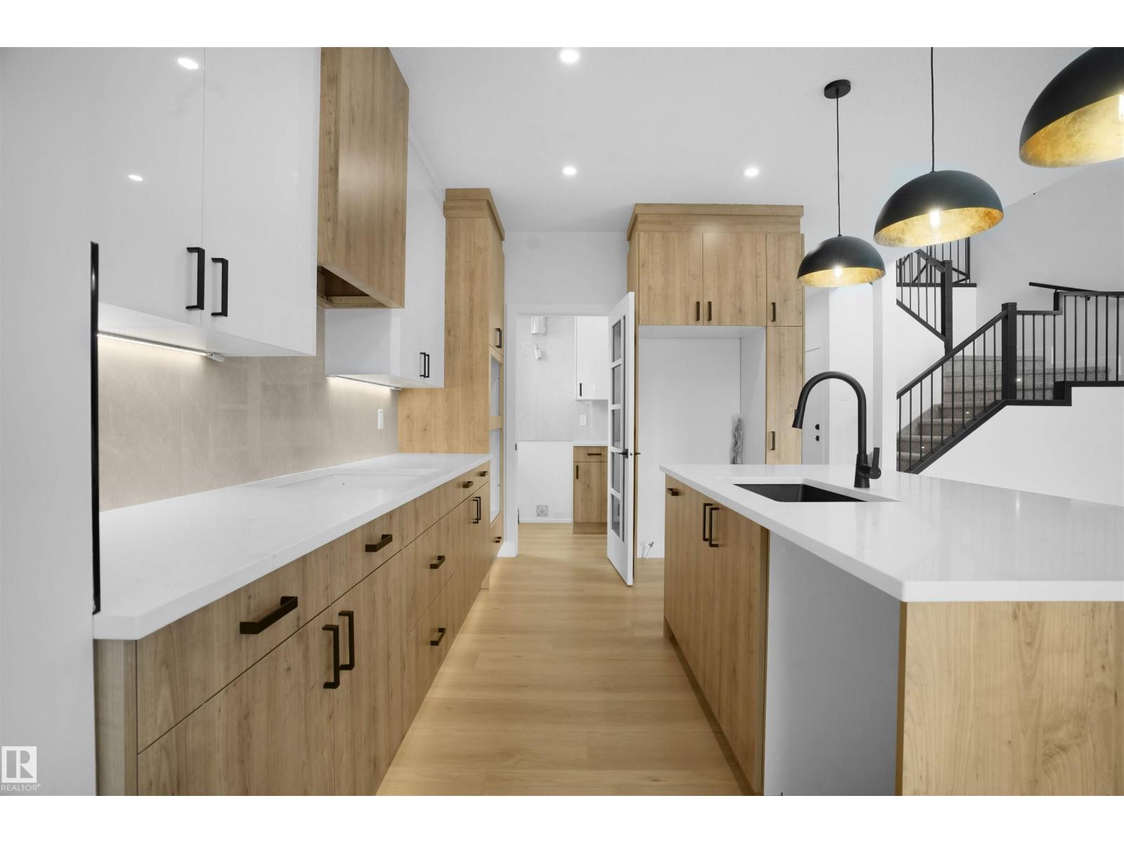 987 Elderberry Landing Nw, Edmonton, Alberta  T5T 5M8 - Photo 11 - E4464124