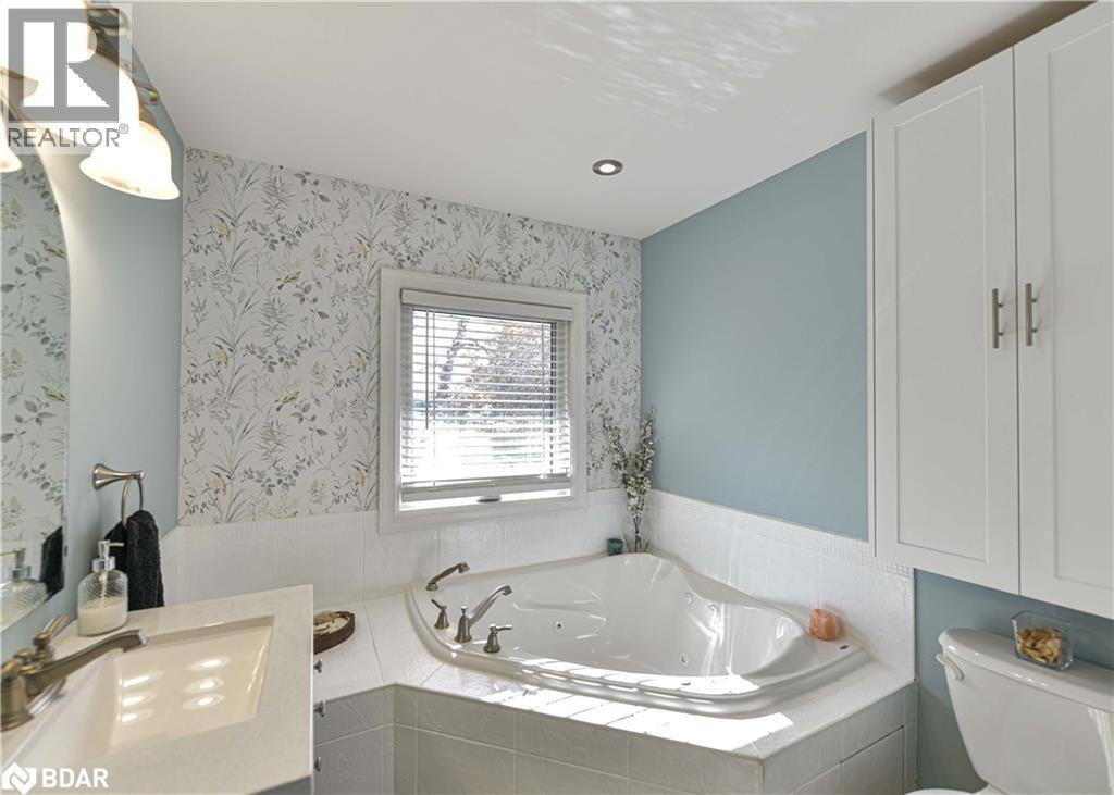 8222 County Rd 169 Road, Washago, Ontario  L0K 2B0 - Photo 34 - 40784589