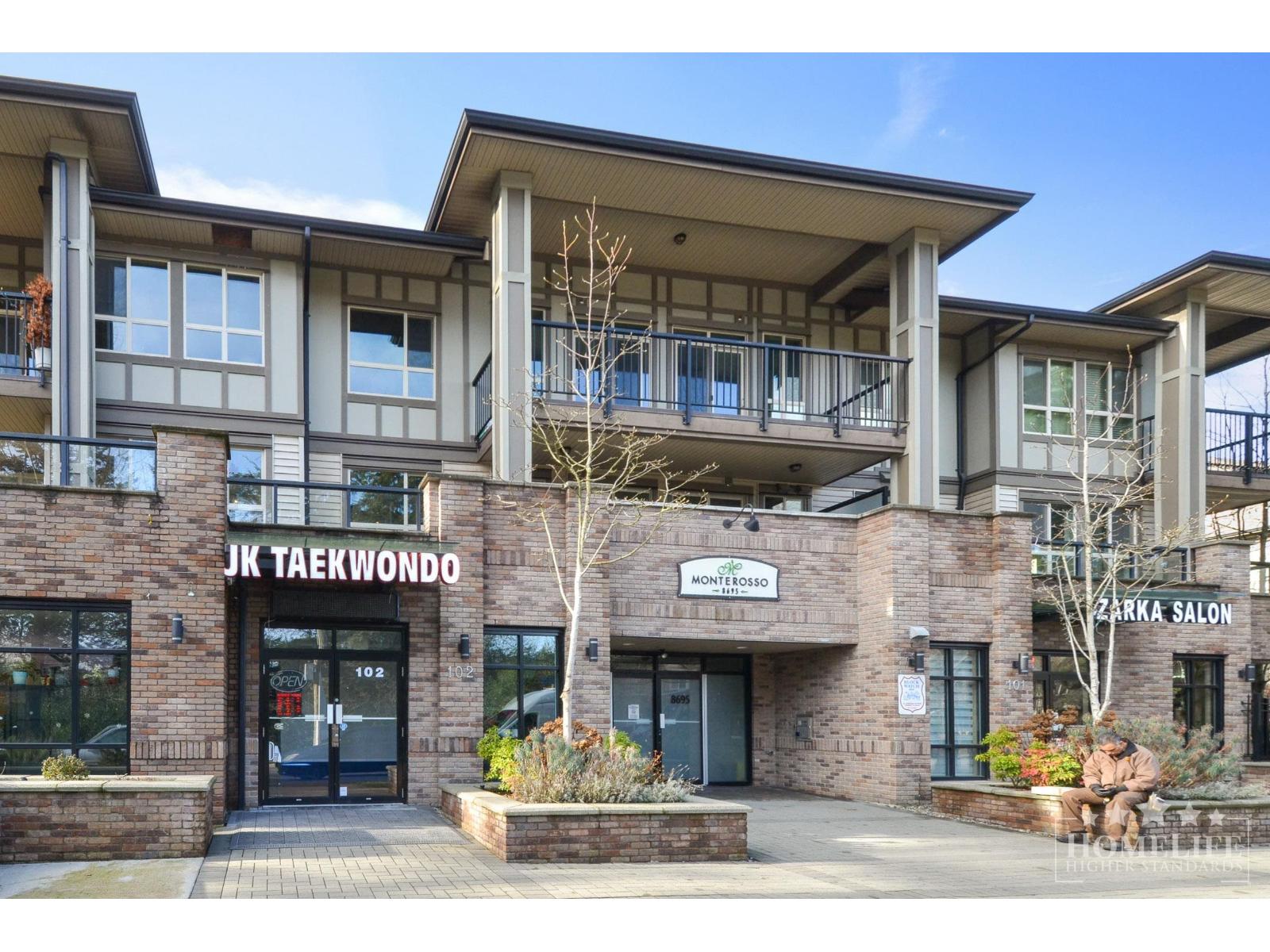 506 10523 UNIVERSITY DRIVE, Surrey, British Columbia