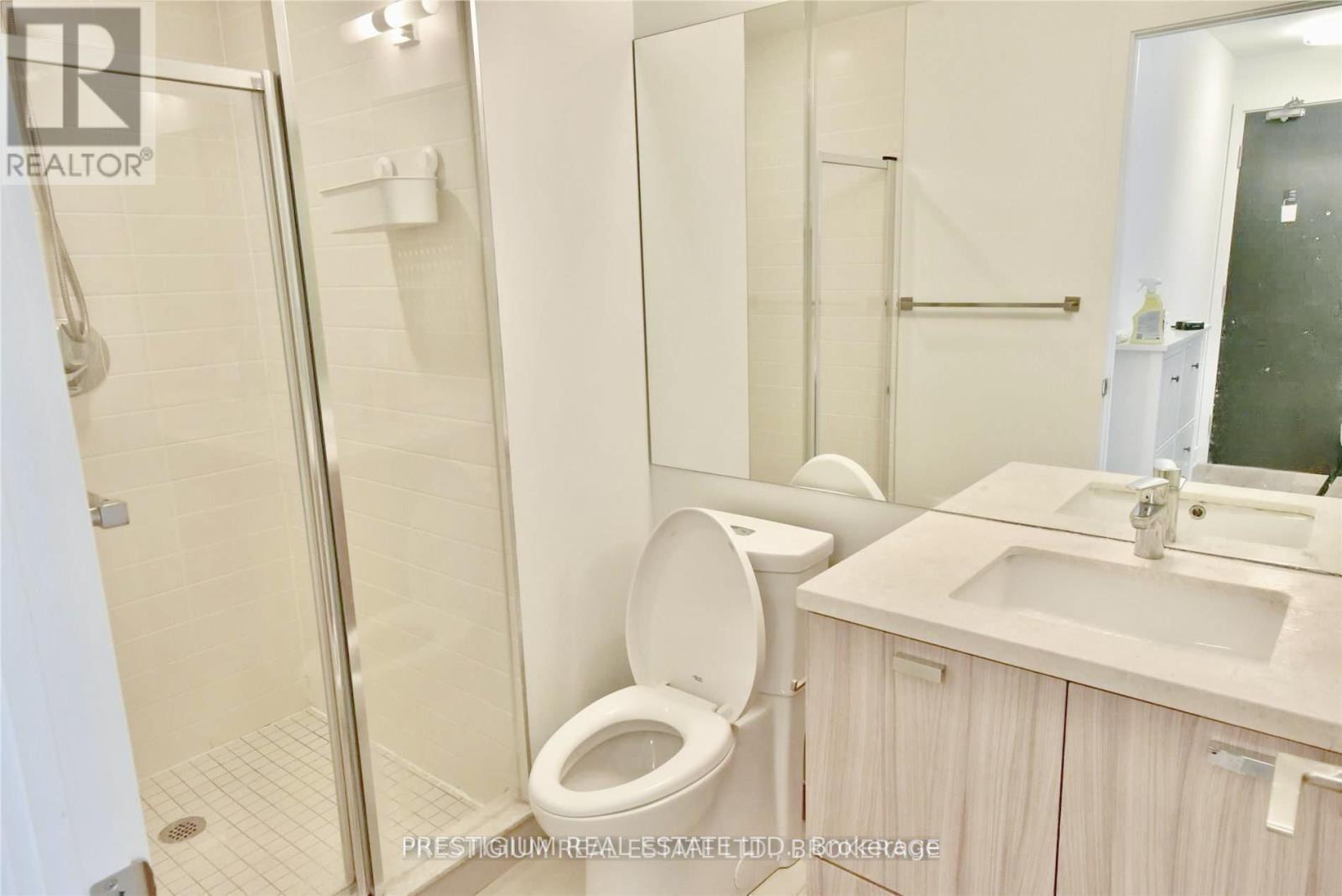 1910 - 290 Adelaide Street W, Toronto, Ontario  M5V 0P3 - Photo 10 - C12491906