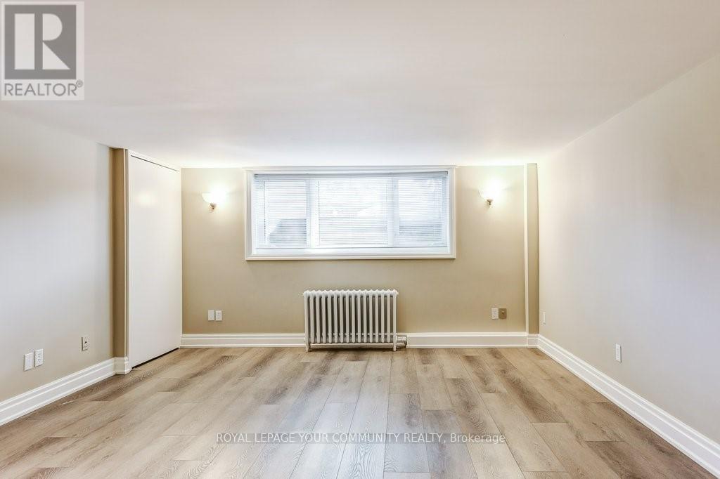 2 Rougecrest Drive, Markham, Ontario  L3P 3B6 - Photo 39 - N12465005