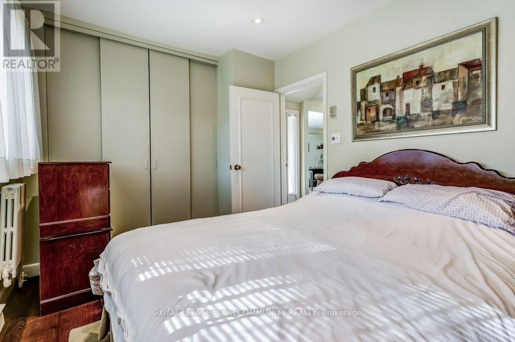 2 Rougecrest Drive, Markham, Ontario  L3P 3B6 - Photo 16 - N12465005