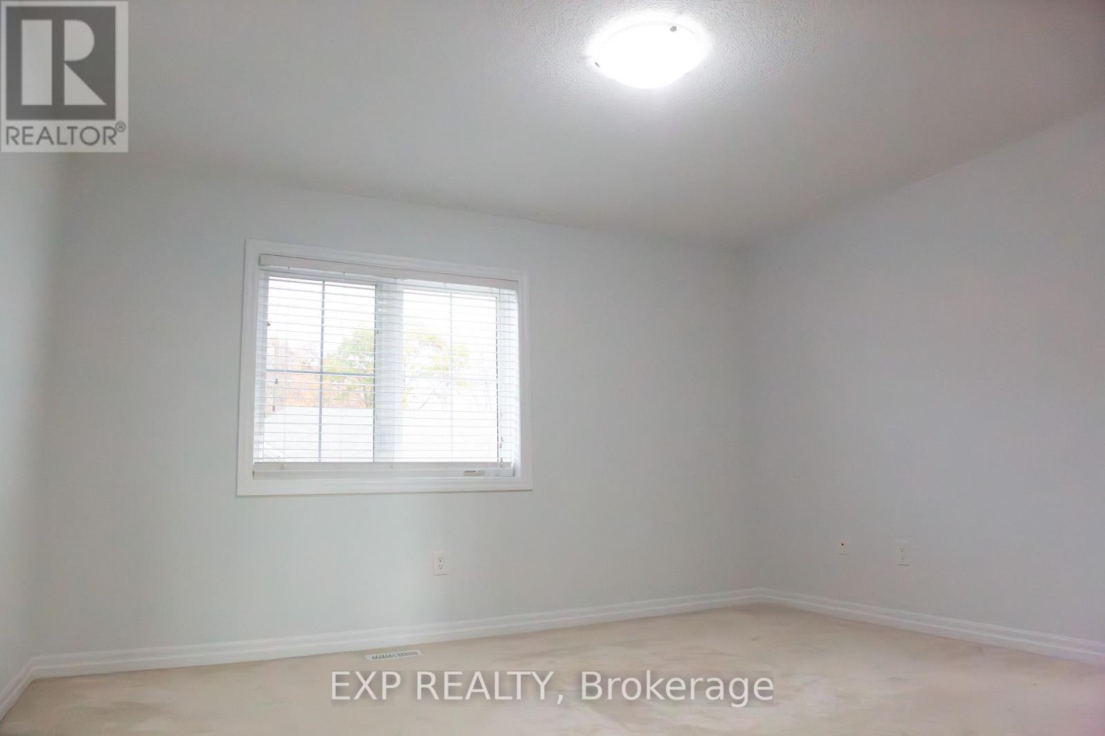 17 - 230 Avonsyde Boulevard, Hamilton, Ontario  L8B 1T9 - Photo 18 - X12477246