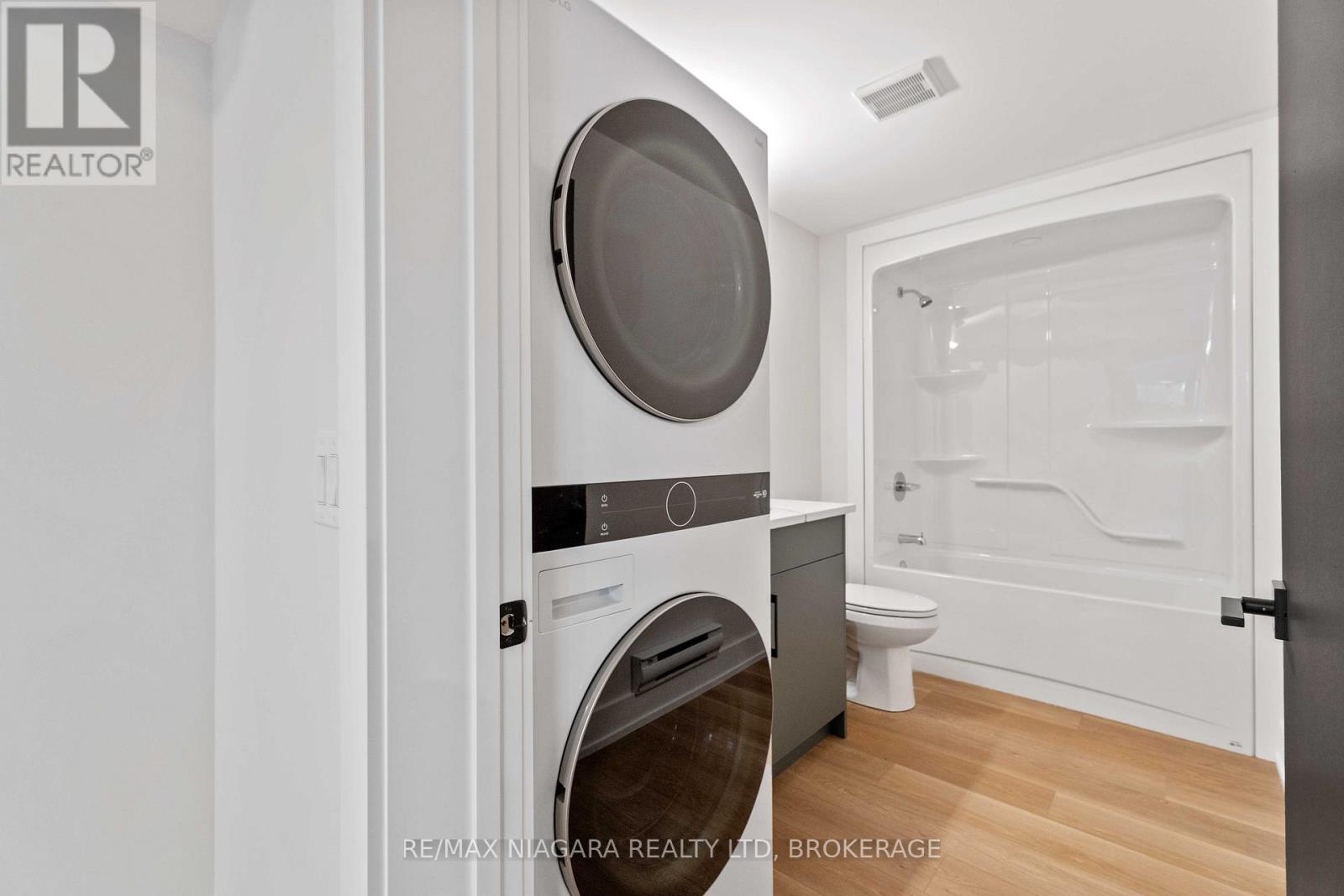 B - 35 Buchanan Road, St. Catharines, Ontario  L2M 4R7 - Photo 6 - X12436518