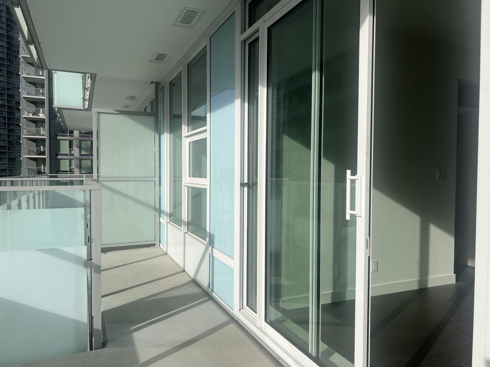 706 13778 100th Avenue, Surrey, British Columbia  V3T 0V3 - Photo 9 - R3060507