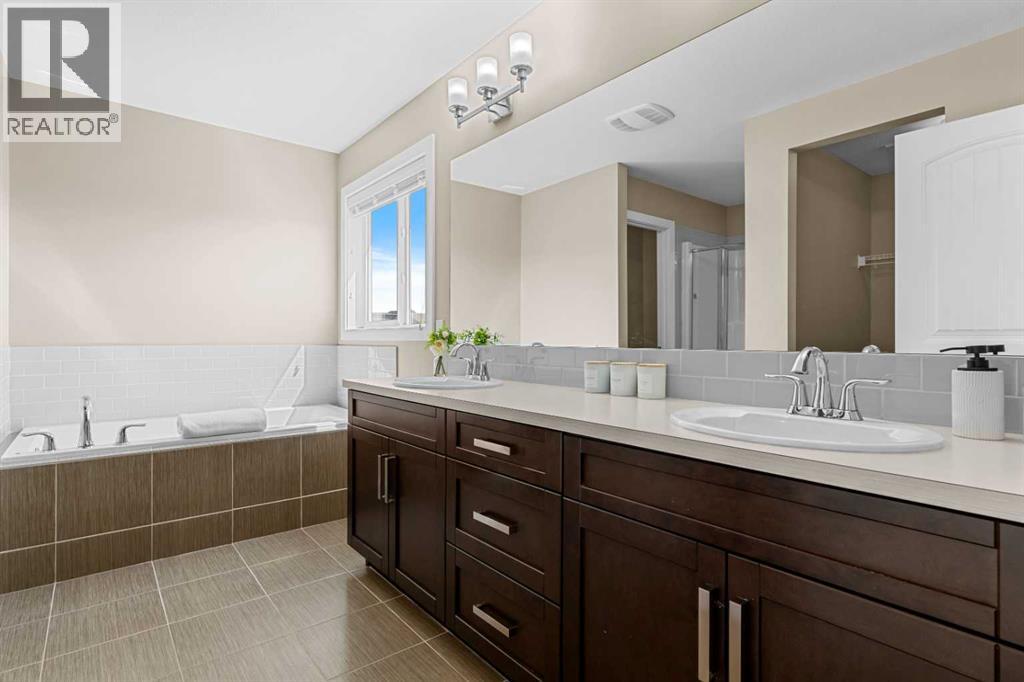 240 Copperpond Green Se, Calgary, Alberta  T2Z 1H9 - Photo 20 - A2258030