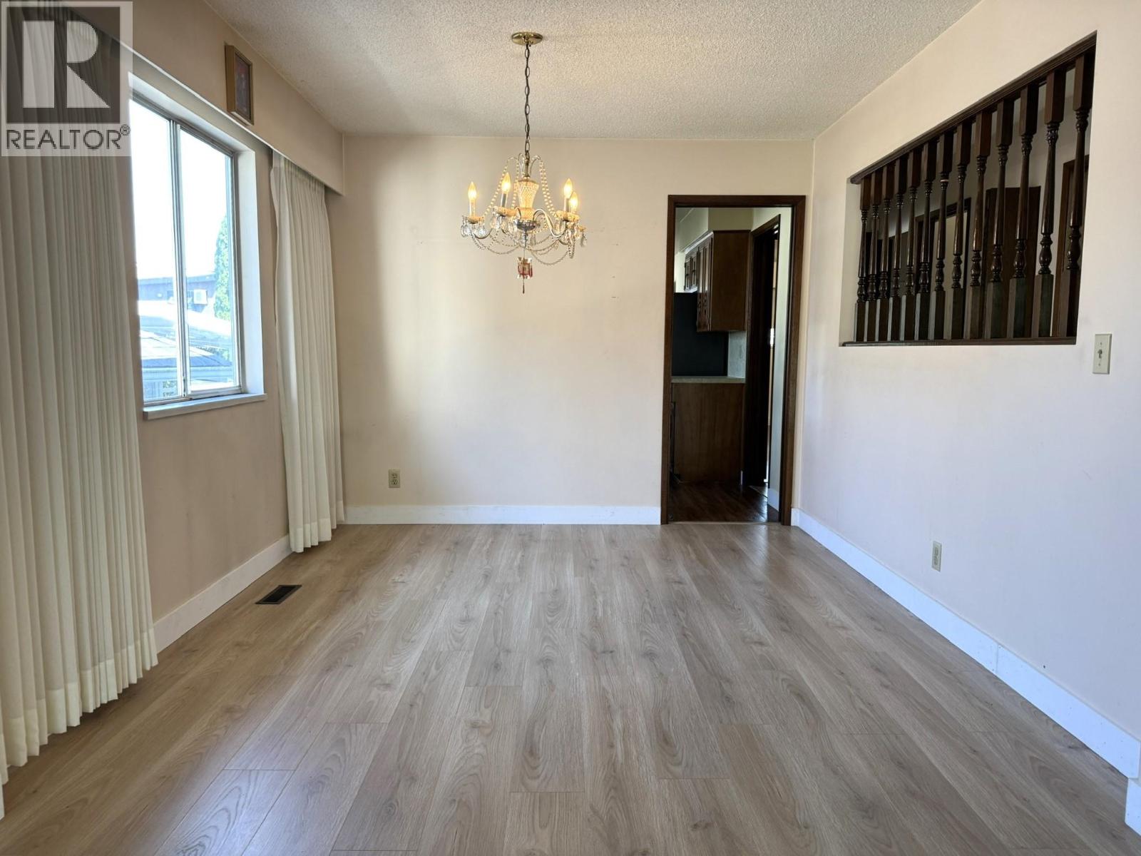 5770 Sherbrooke Street, Vancouver, British Columbia  V5W 3M9 - Photo 10 - R3031276