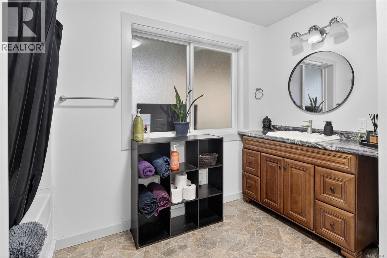 50 Park Rd, Lake Cowichan, British Columbia  V0R 2G0 - Photo 18 - 1018641