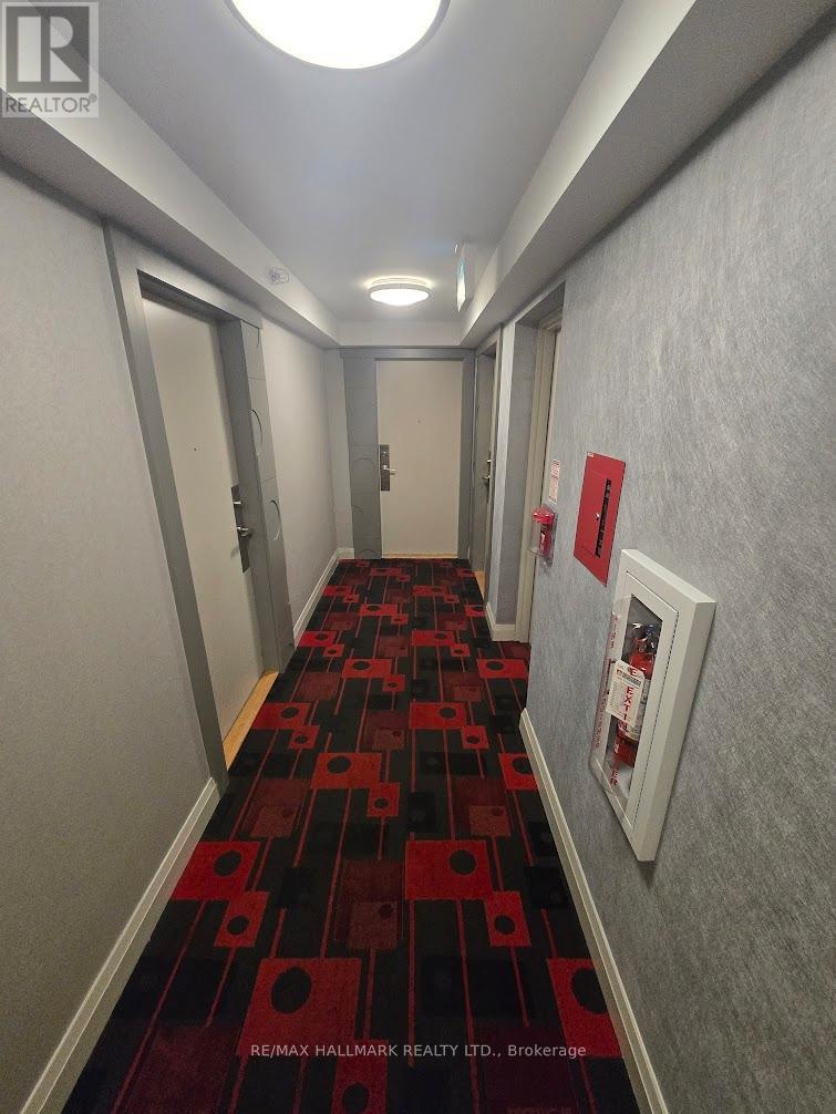 612 - 30 MEADOWGLEN PLACE, Toronto, Ontario