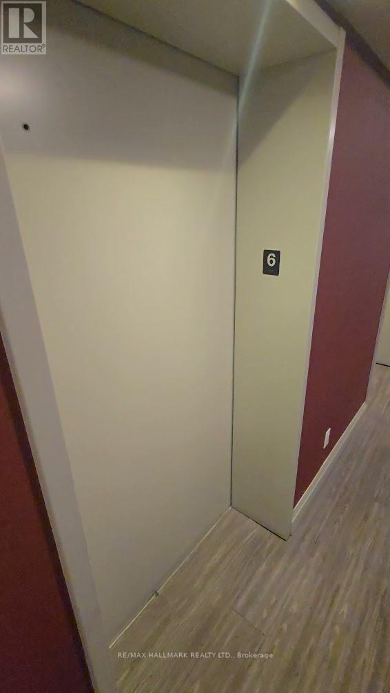 612 - 30 Meadowglen Place, Toronto, Ontario  M1G 0A6 - Photo 3 - E12494060