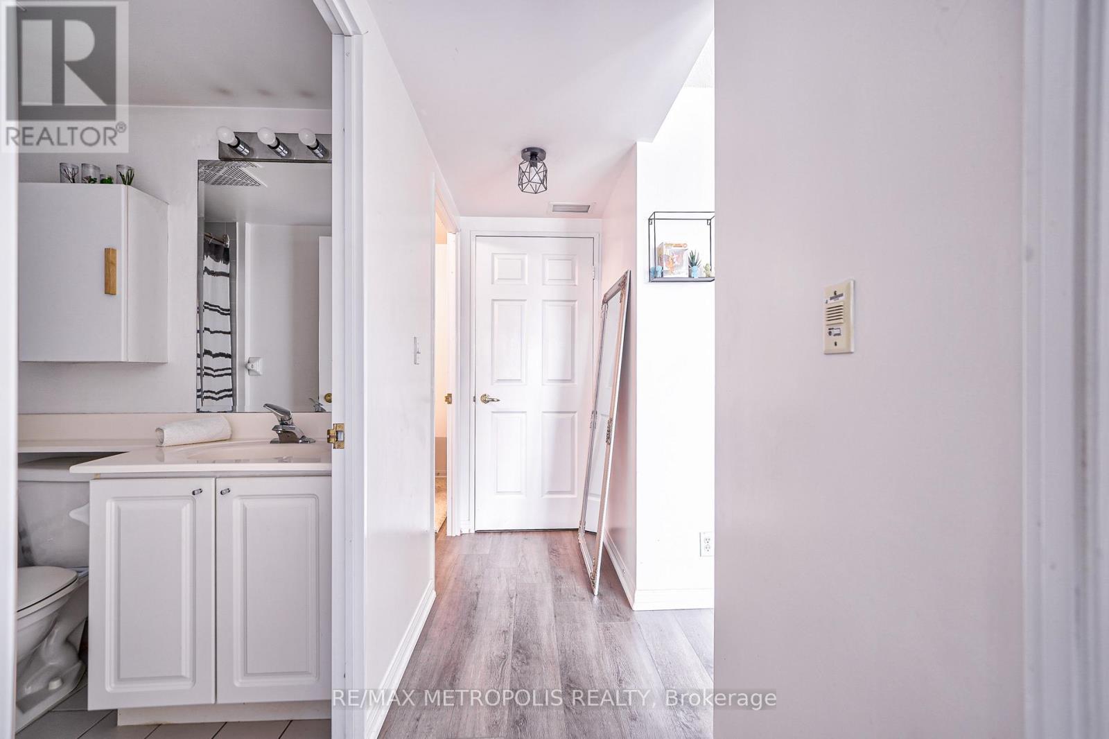 Ph109 - 11 Lee Centre Drive, Toronto, Ontario  M1H 3J5 - Photo 11 - E12494068