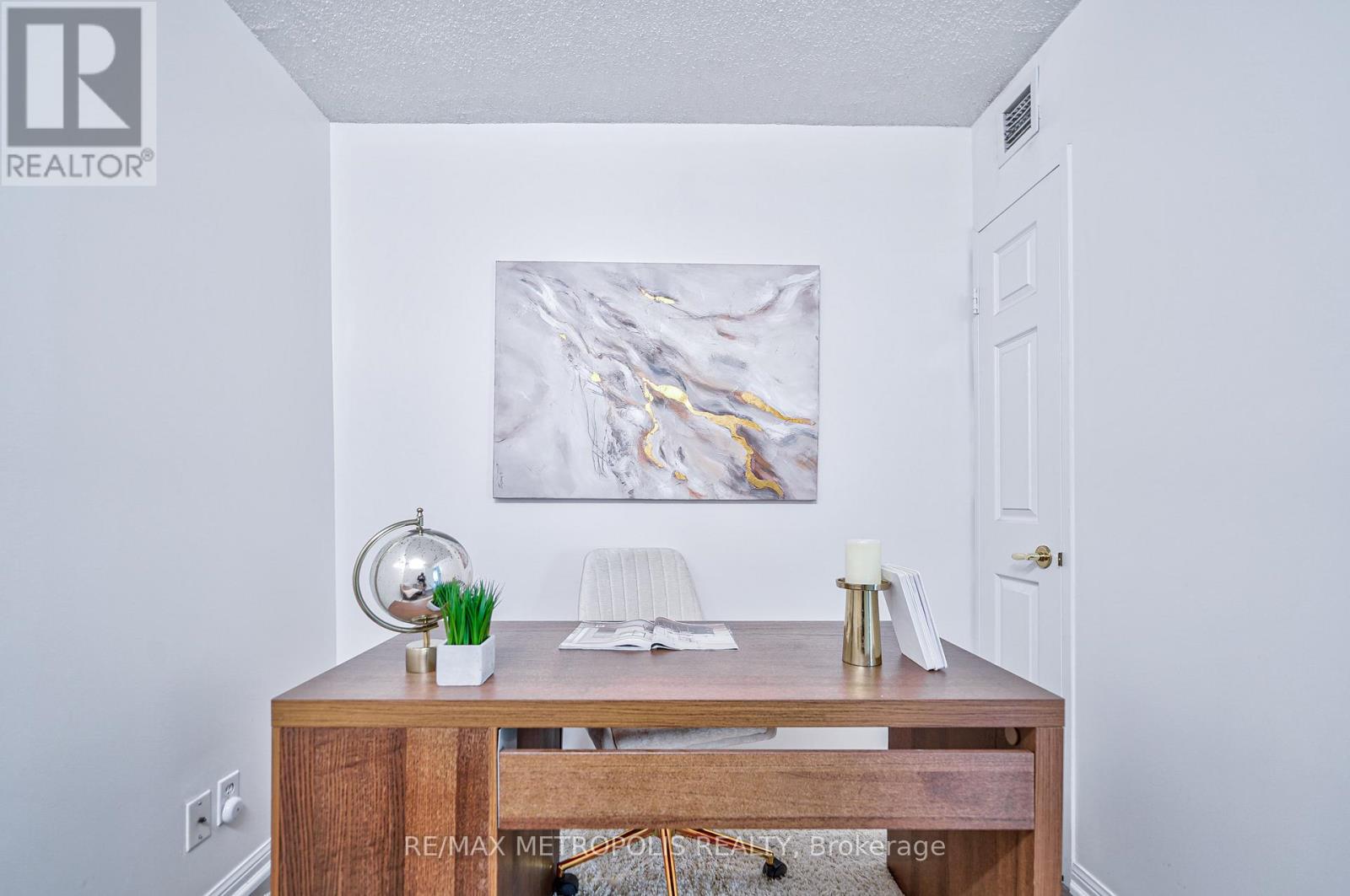 Ph109 - 11 Lee Centre Drive, Toronto, Ontario  M1H 3J5 - Photo 13 - E12494068