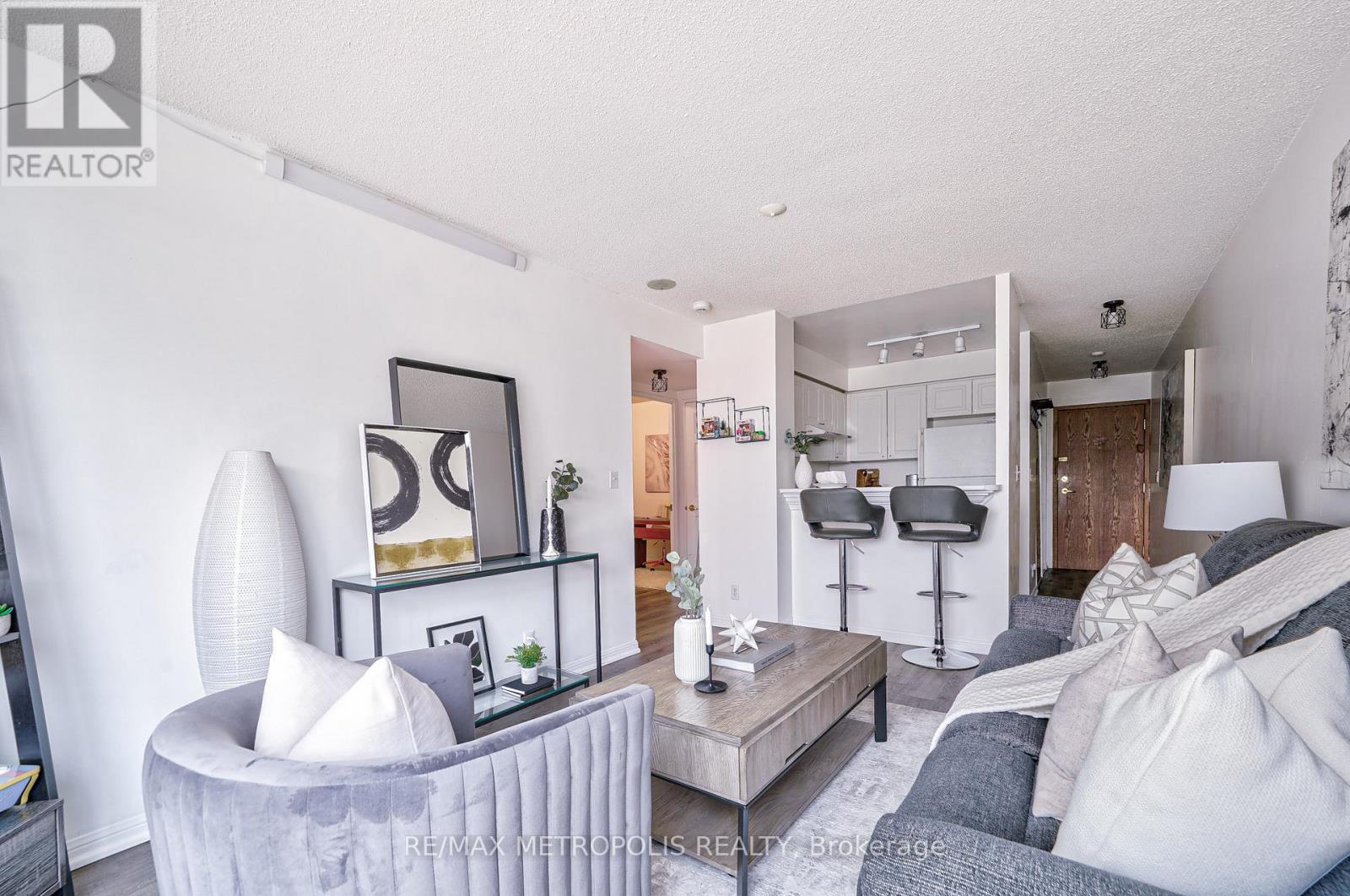 Ph109 - 11 Lee Centre Drive, Toronto, Ontario  M1H 3J5 - Photo 8 - E12494068