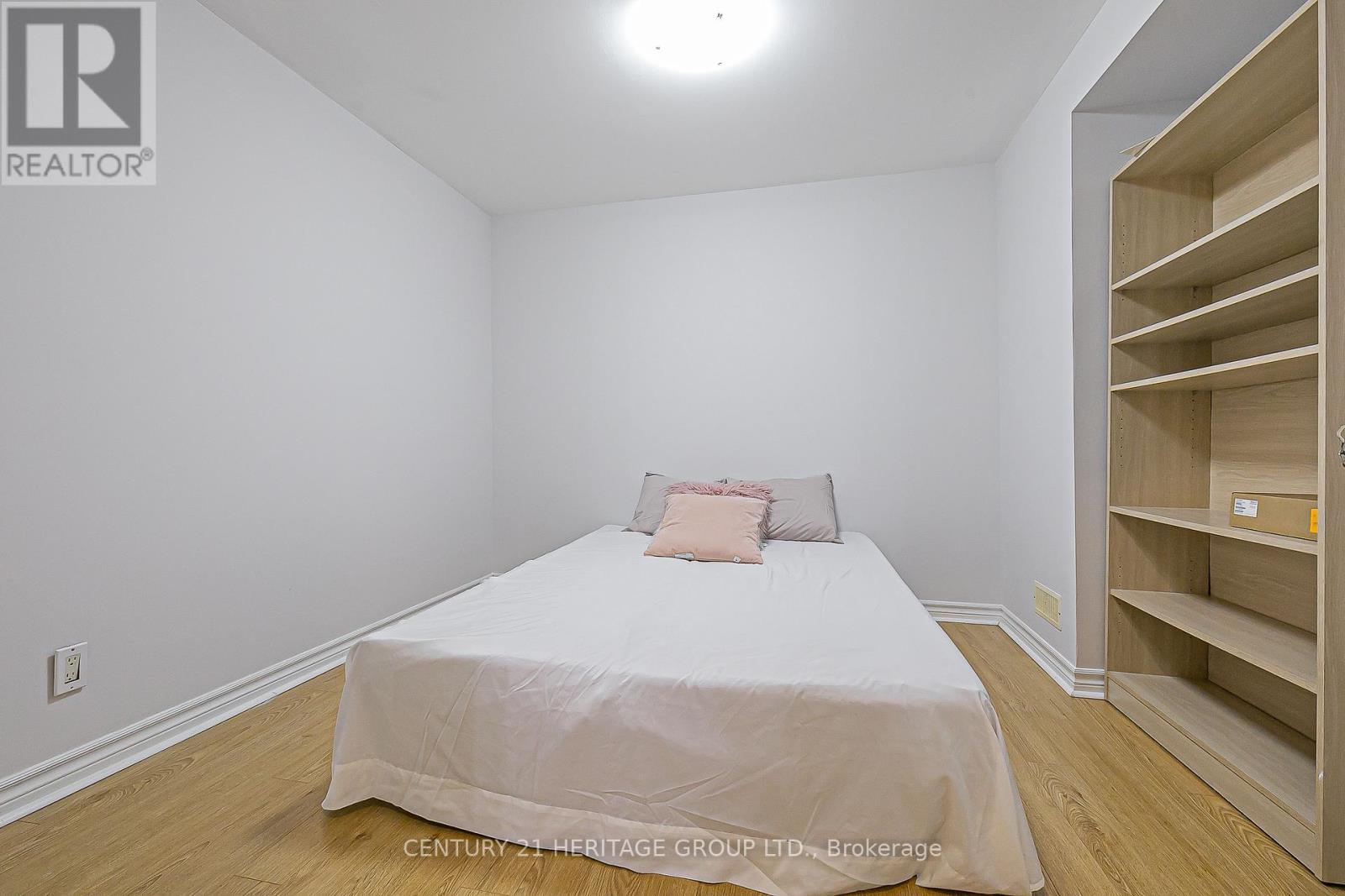 32 Mountfield Crescent, Vaughan, Ontario  L4J 7E8 - Photo 20 - N12494038