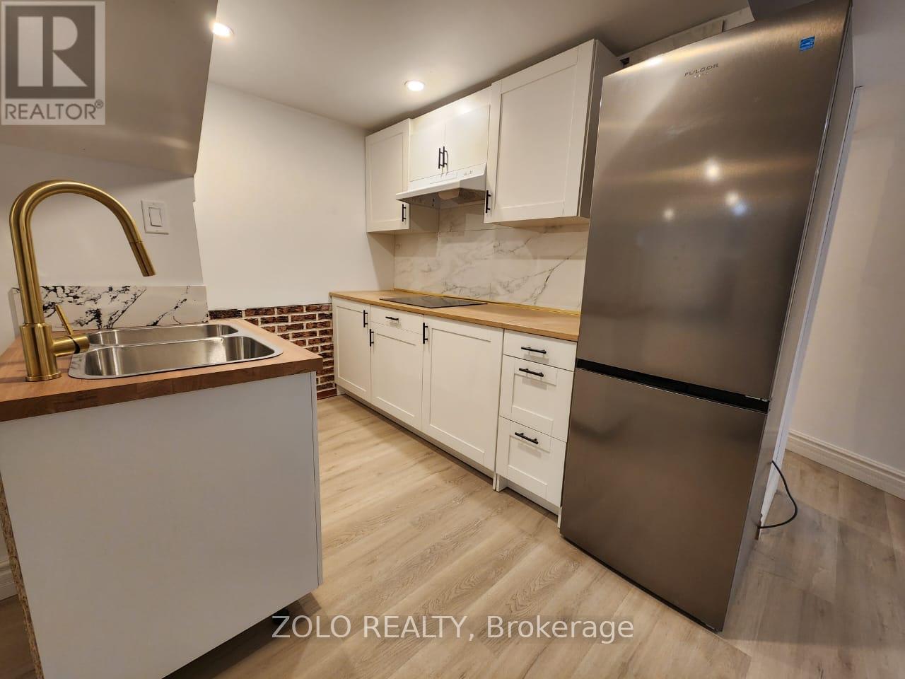 Lower - 5 Cabot Court, Aurora, Ontario  L4G 2Y9 - Photo 4 - N12494056