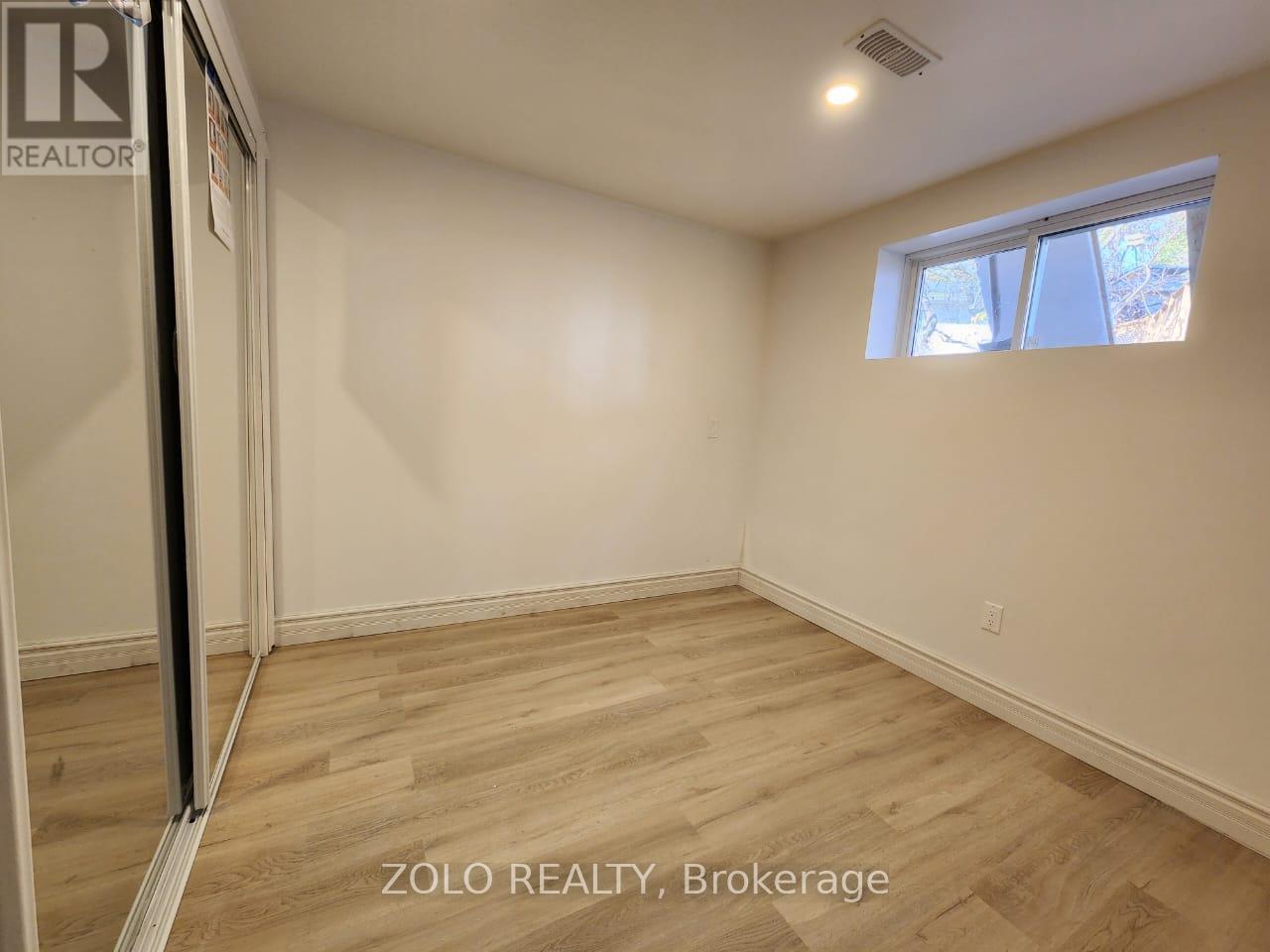 Lower - 5 Cabot Court, Aurora, Ontario  L4G 2Y9 - Photo 7 - N12494056