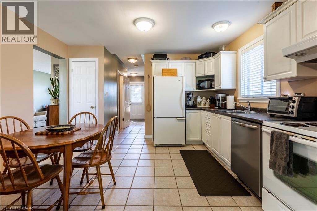 33 Oak Crescent, Hagersville, Ontario  N0A 1H0 - Photo 16 - 40775816