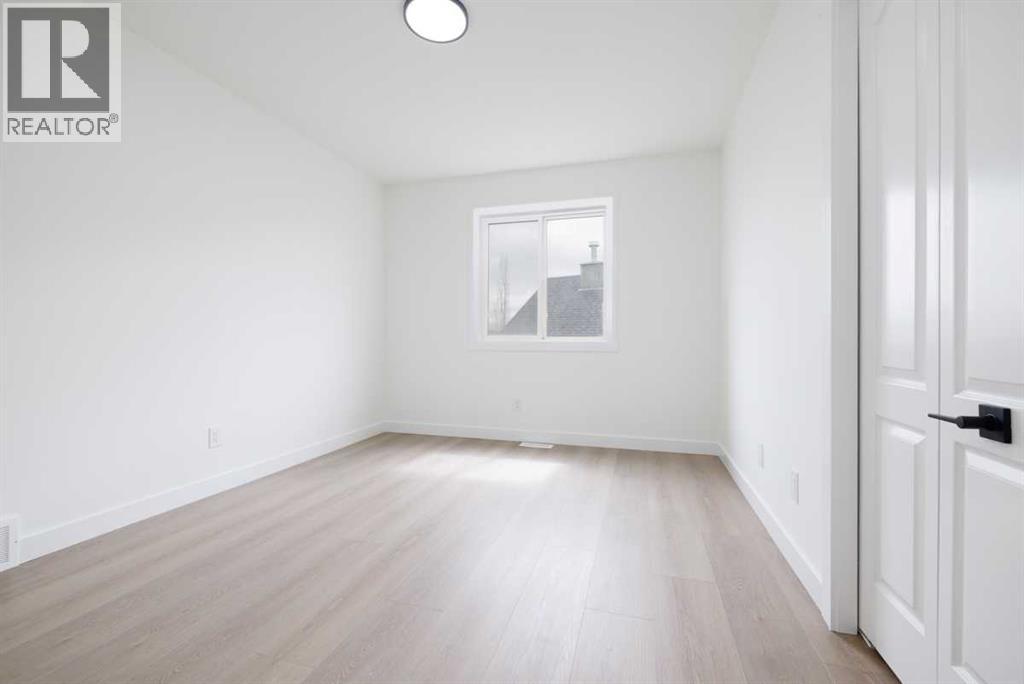 208 Coopers Hill Sw, Airdrie, Alberta  T4B 0B9 - Photo 20 - A2266940