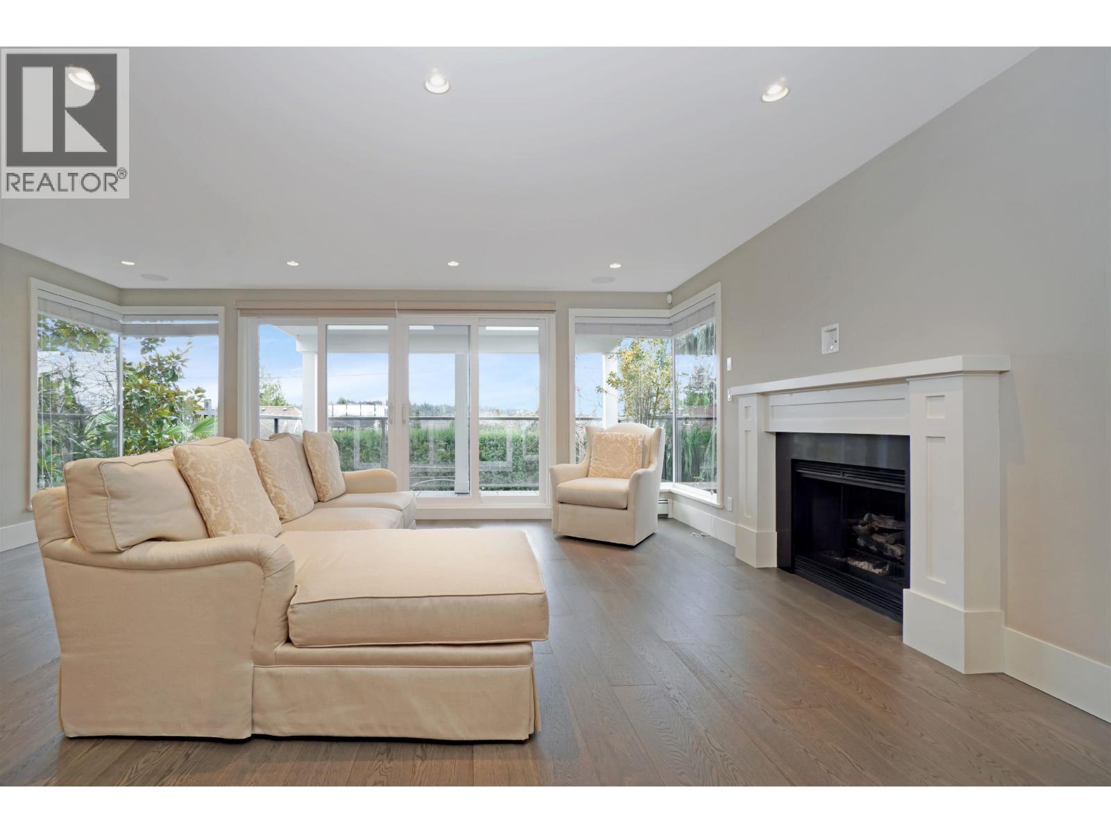 1251 Clyde Avenue, West Vancouver, British Columbia  V7T 1E6 - Photo 5 - R3045252