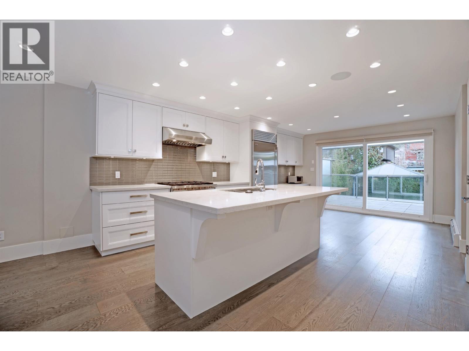 1251 Clyde Avenue, West Vancouver, British Columbia  V7T 1E6 - Photo 7 - R3045252